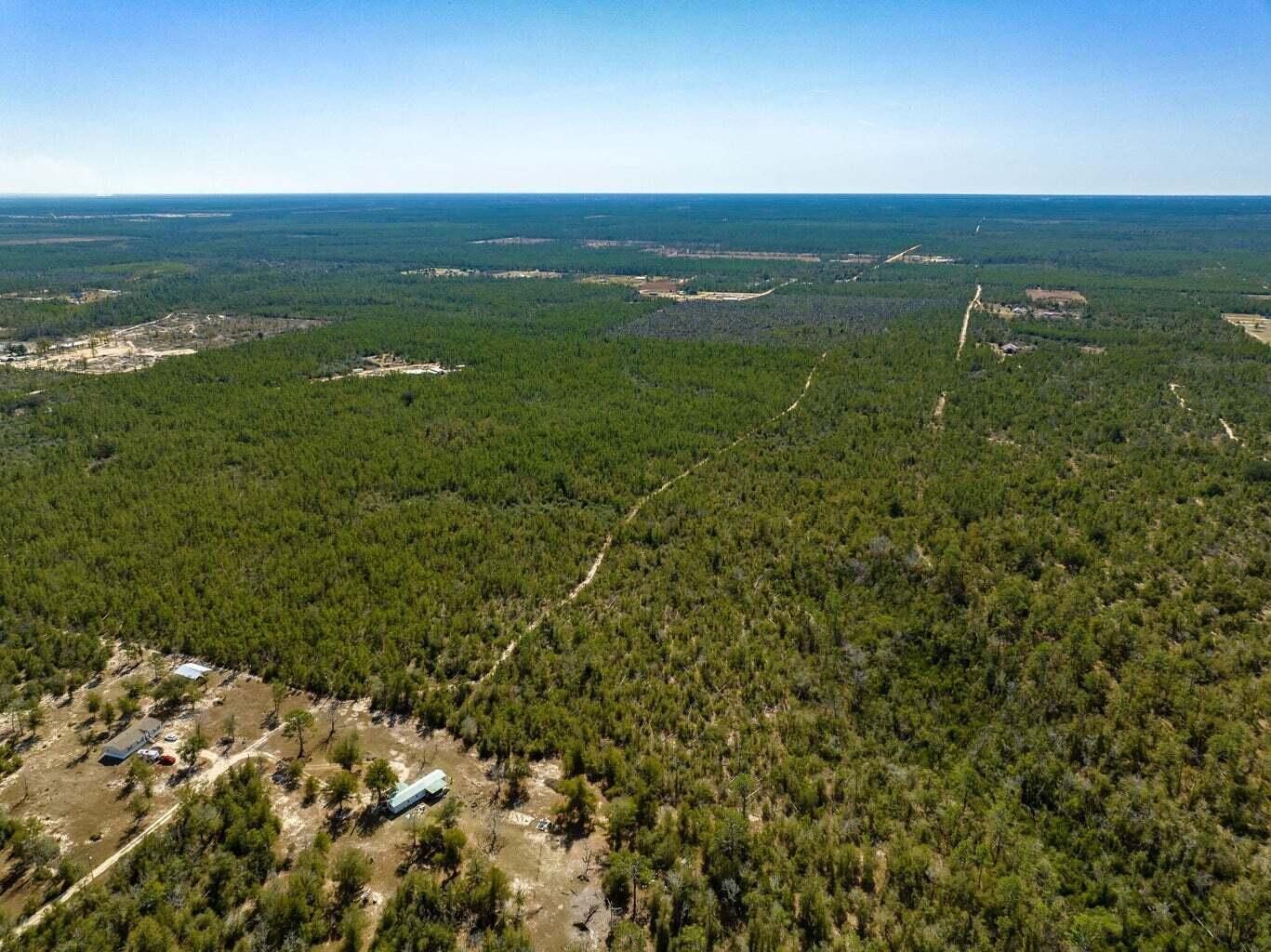 NO RECORDED SUBDIVISION - Land