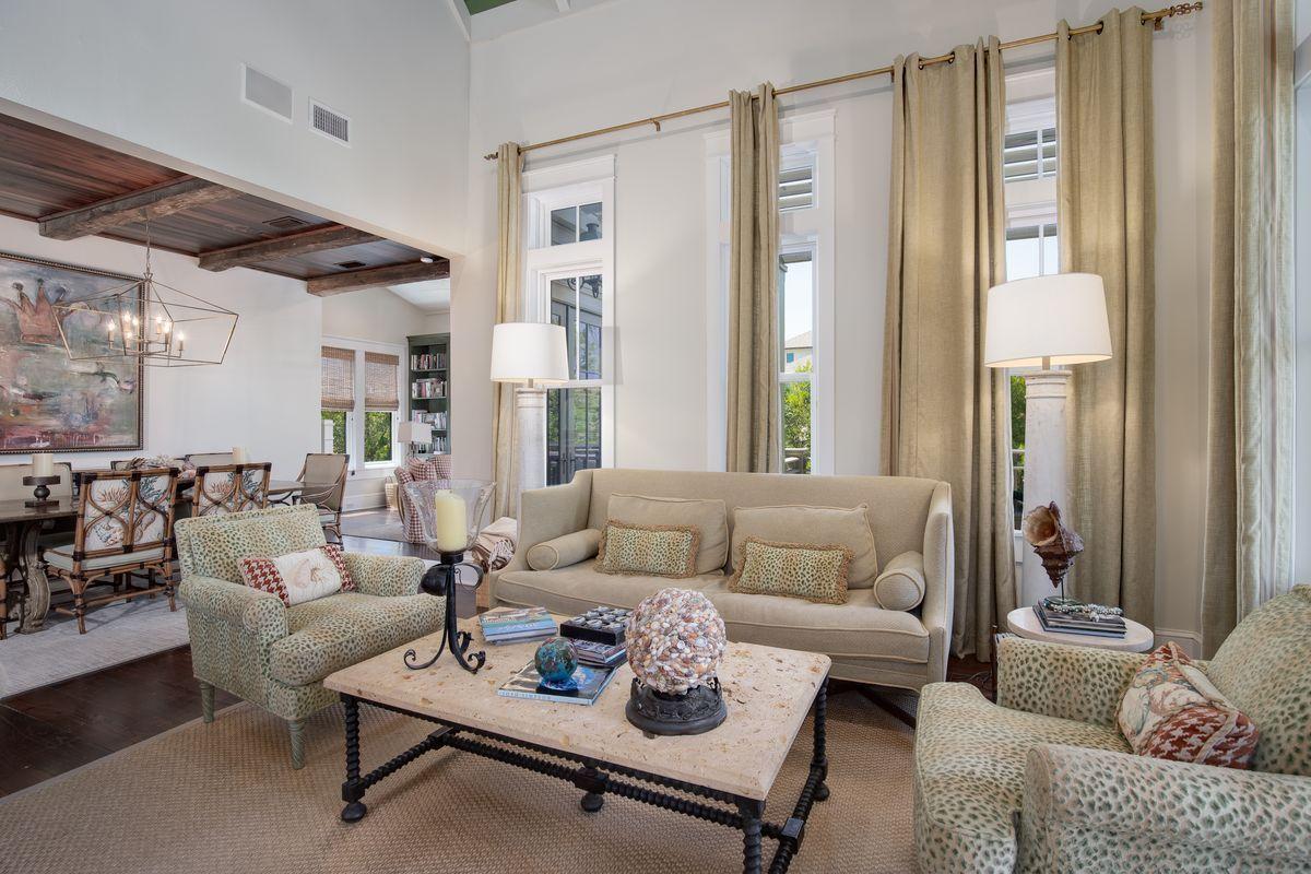 RETREAT THE - Residential