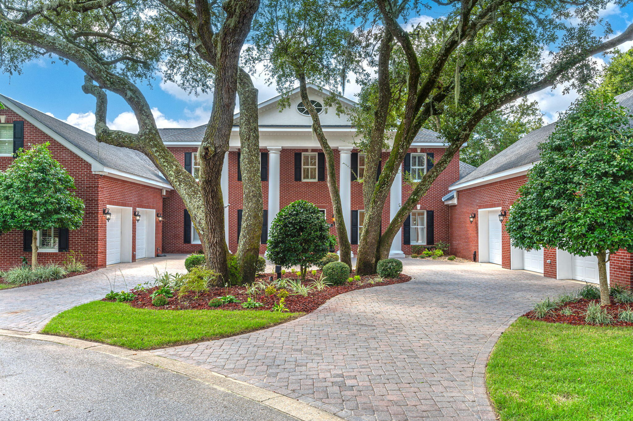 PLANTATION OAKS S/D - Residential