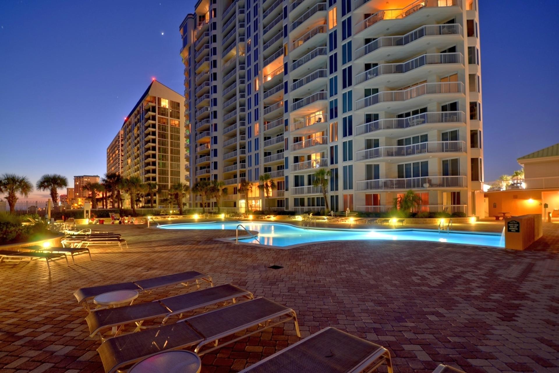 SILVER BEACH TOWERS WEST - Residential
