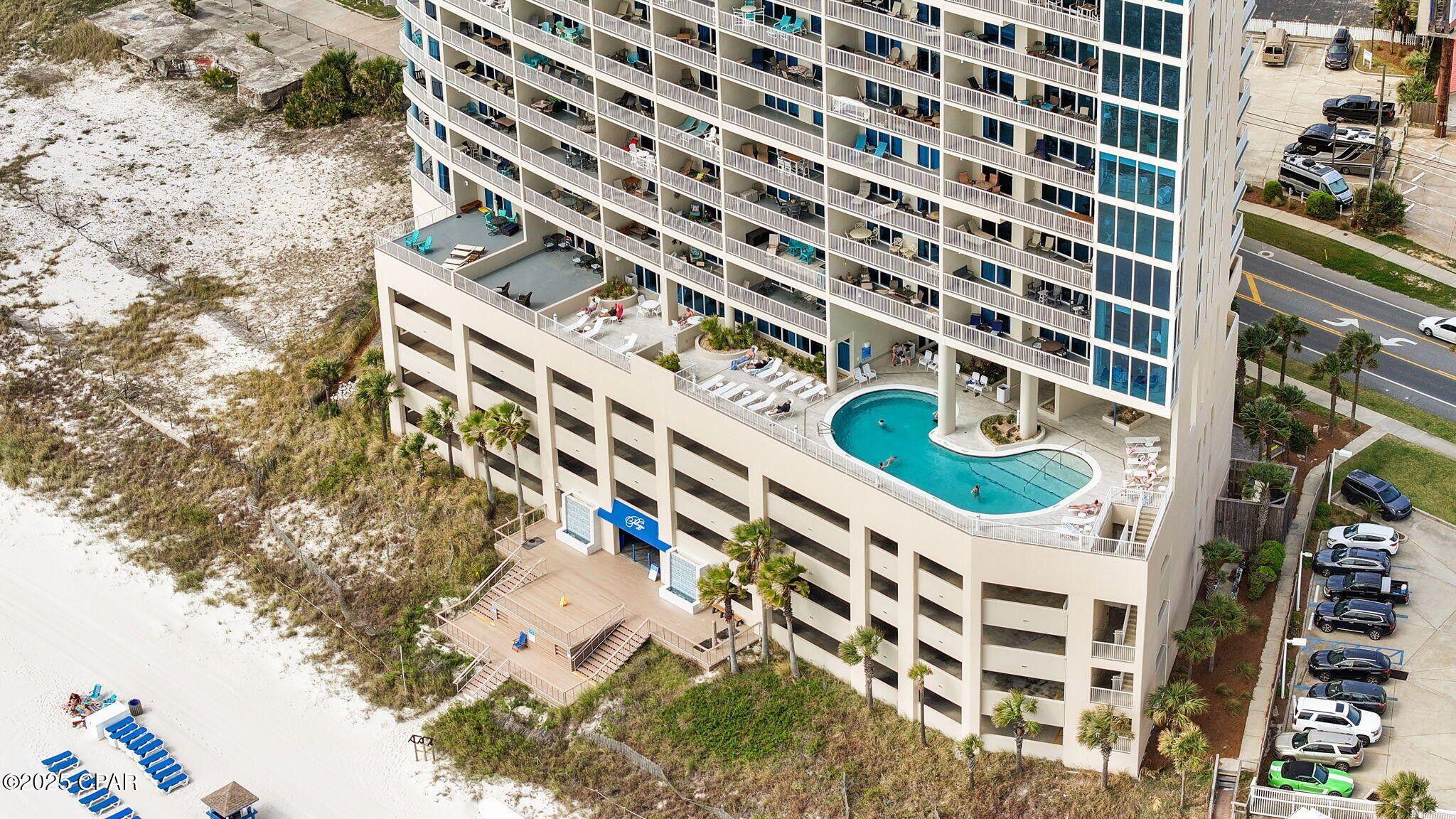 PALAZZO CONDOMINIUM - Residential
