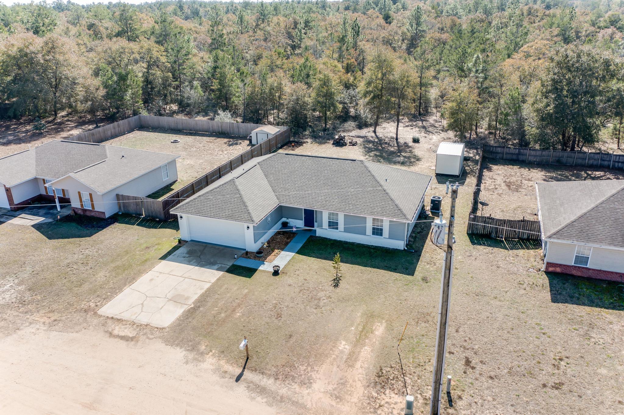 TRIPLE LAKES ESTATES - Residential