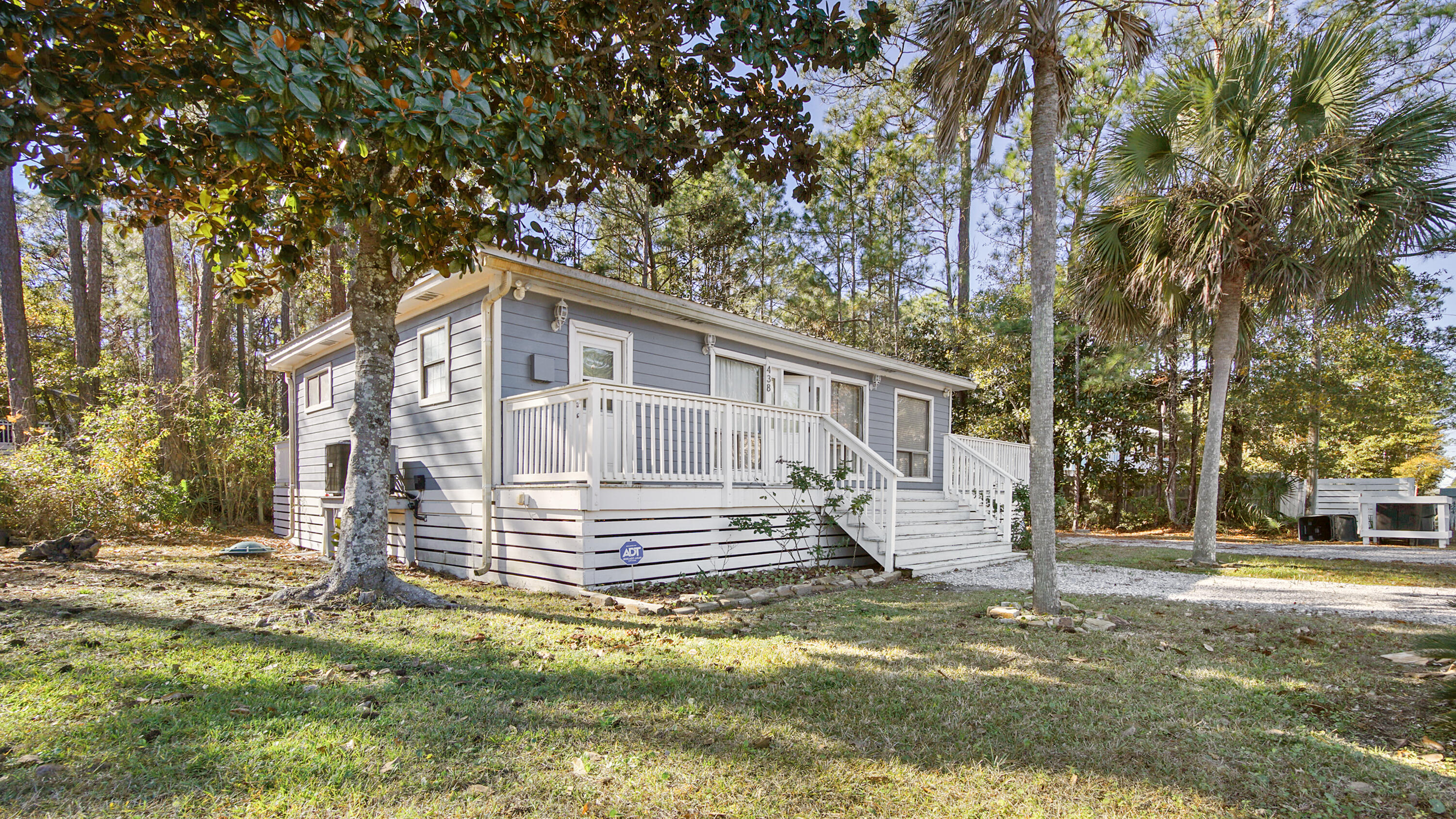 TOWN OF SANTA ROSA - Residential