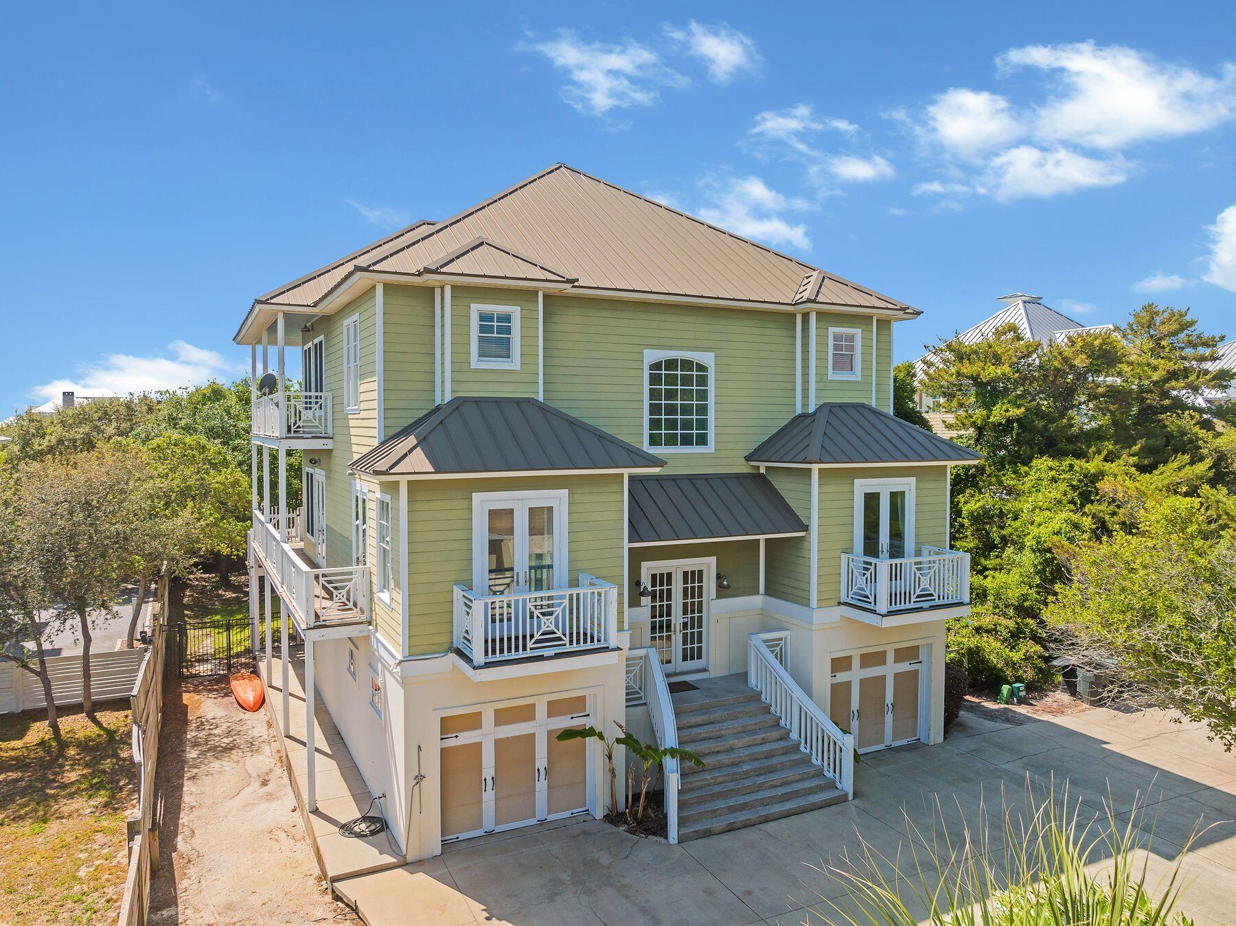COTTAGES AT WALTON ROSE - Residential