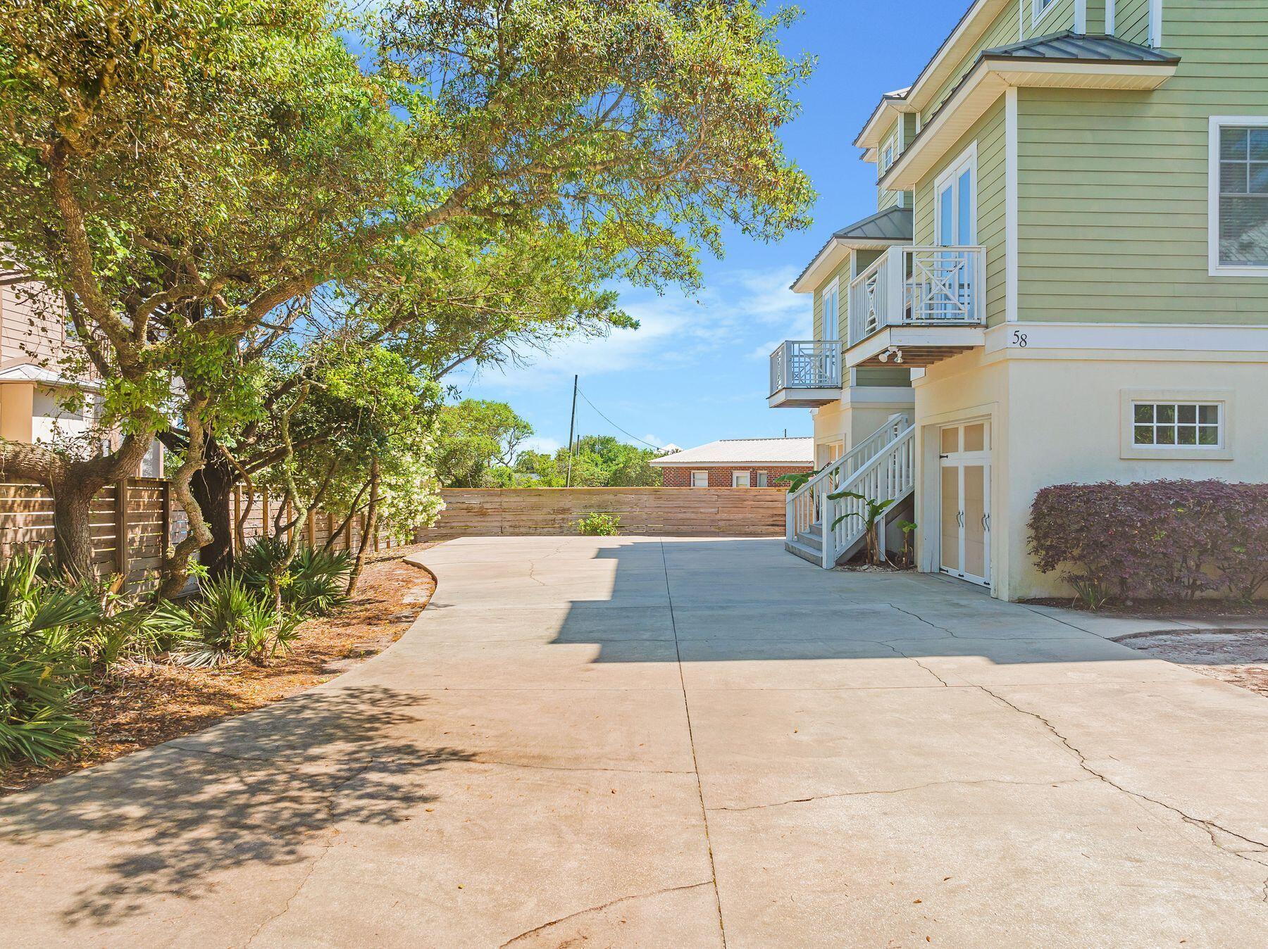 COTTAGES AT WALTON ROSE - Residential