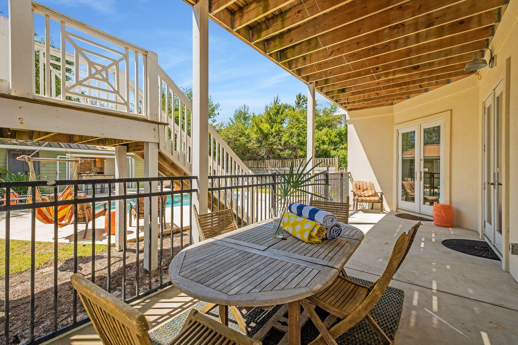 COTTAGES AT WALTON ROSE - Residential