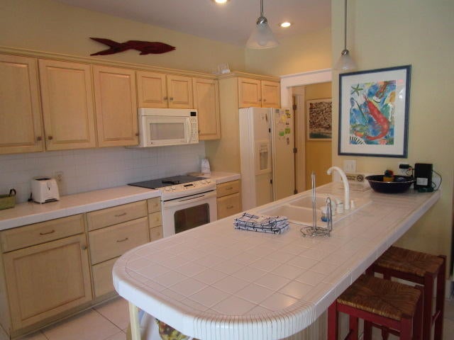 GRAYTON BEACH - Residential