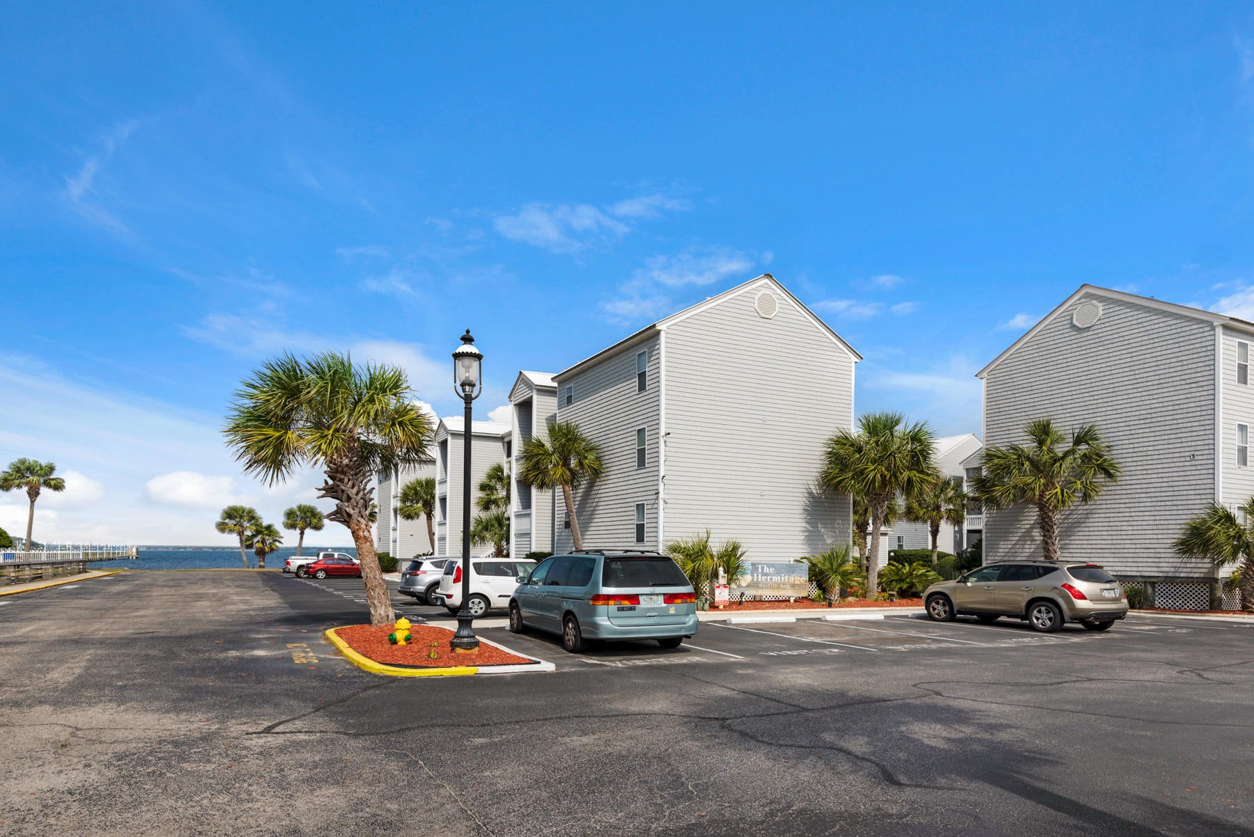 HERMITAGE CONDOMINIUM - Residential