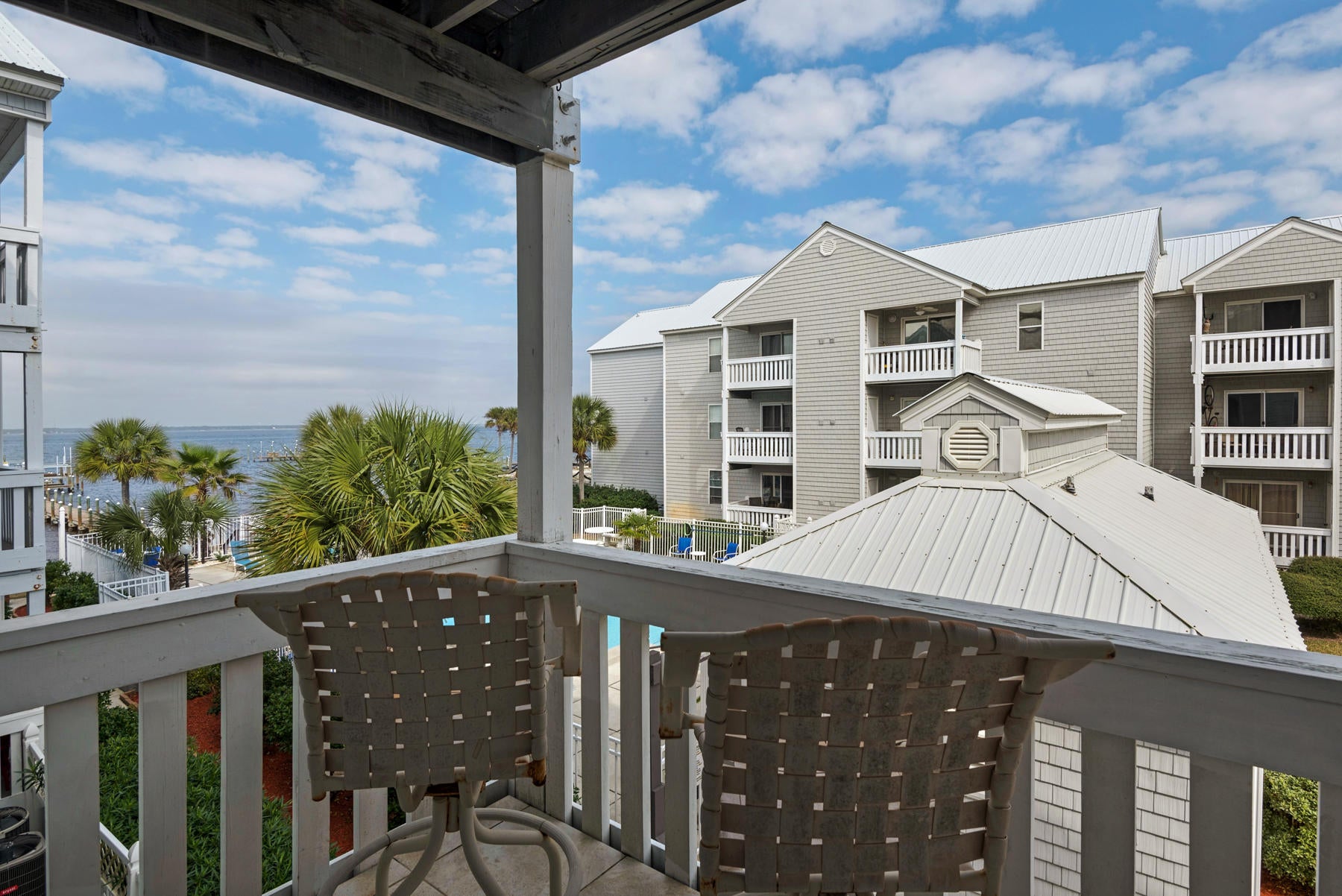 HERMITAGE CONDOMINIUM - Residential