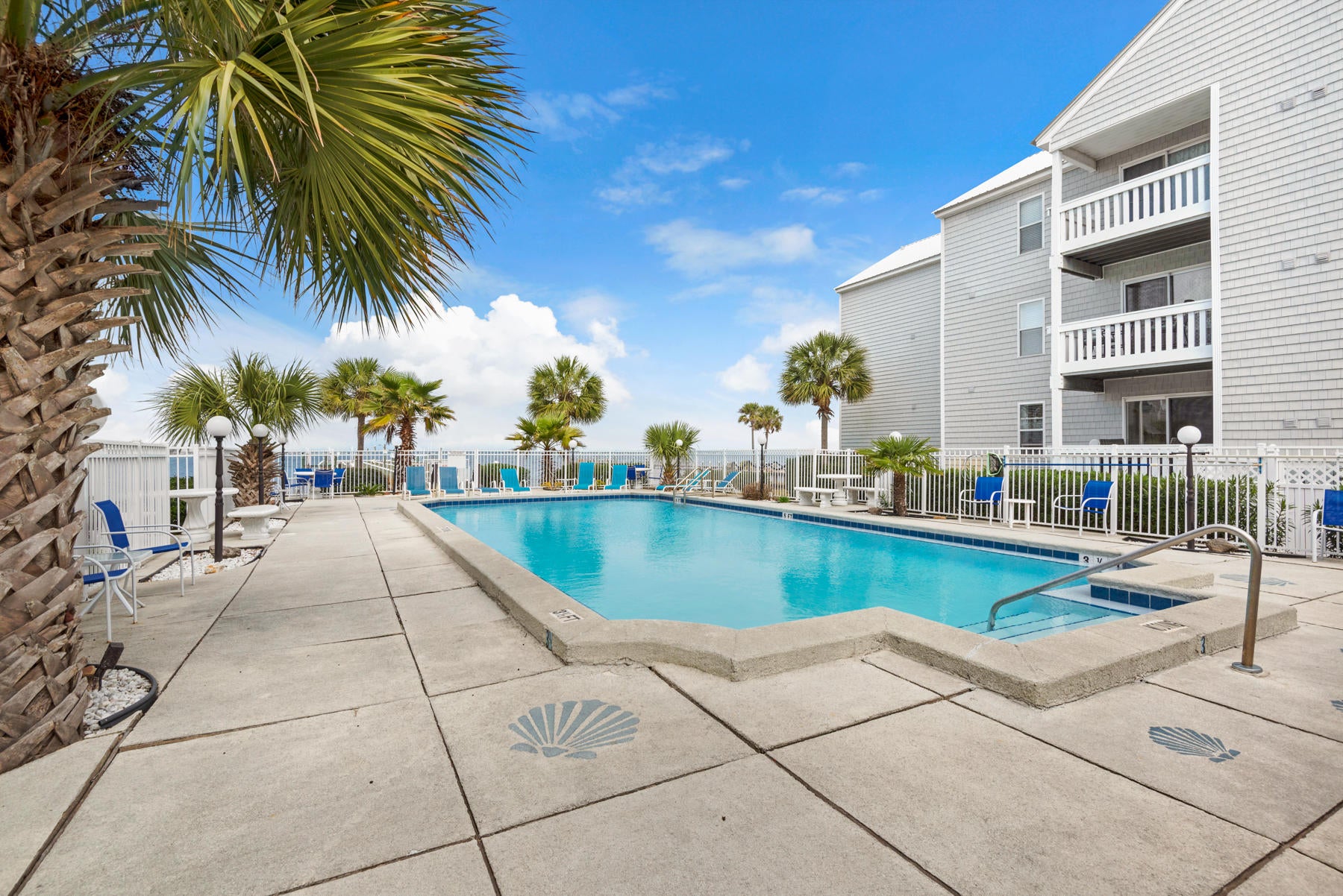 HERMITAGE CONDOMINIUM - Residential