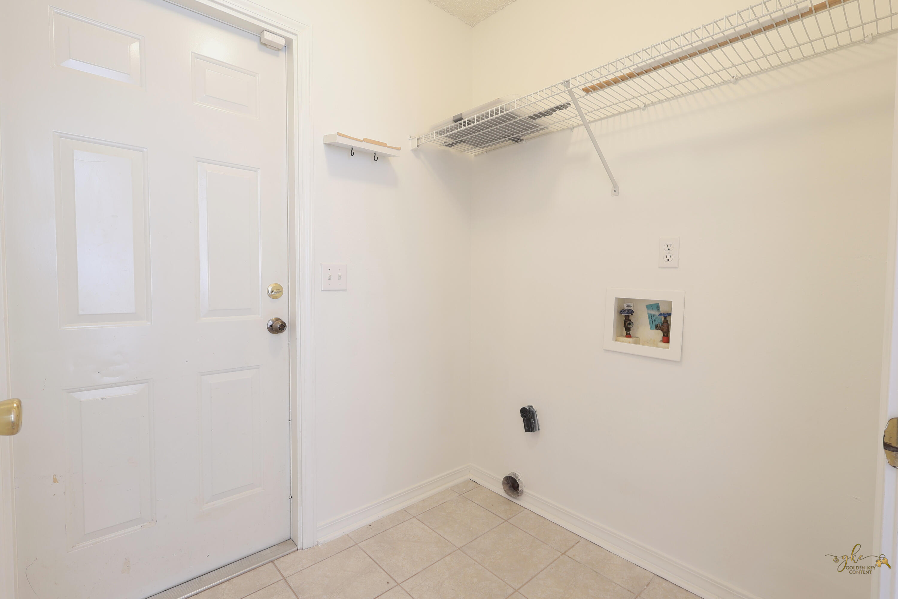 SANDY BEACH ESTATES - Residential