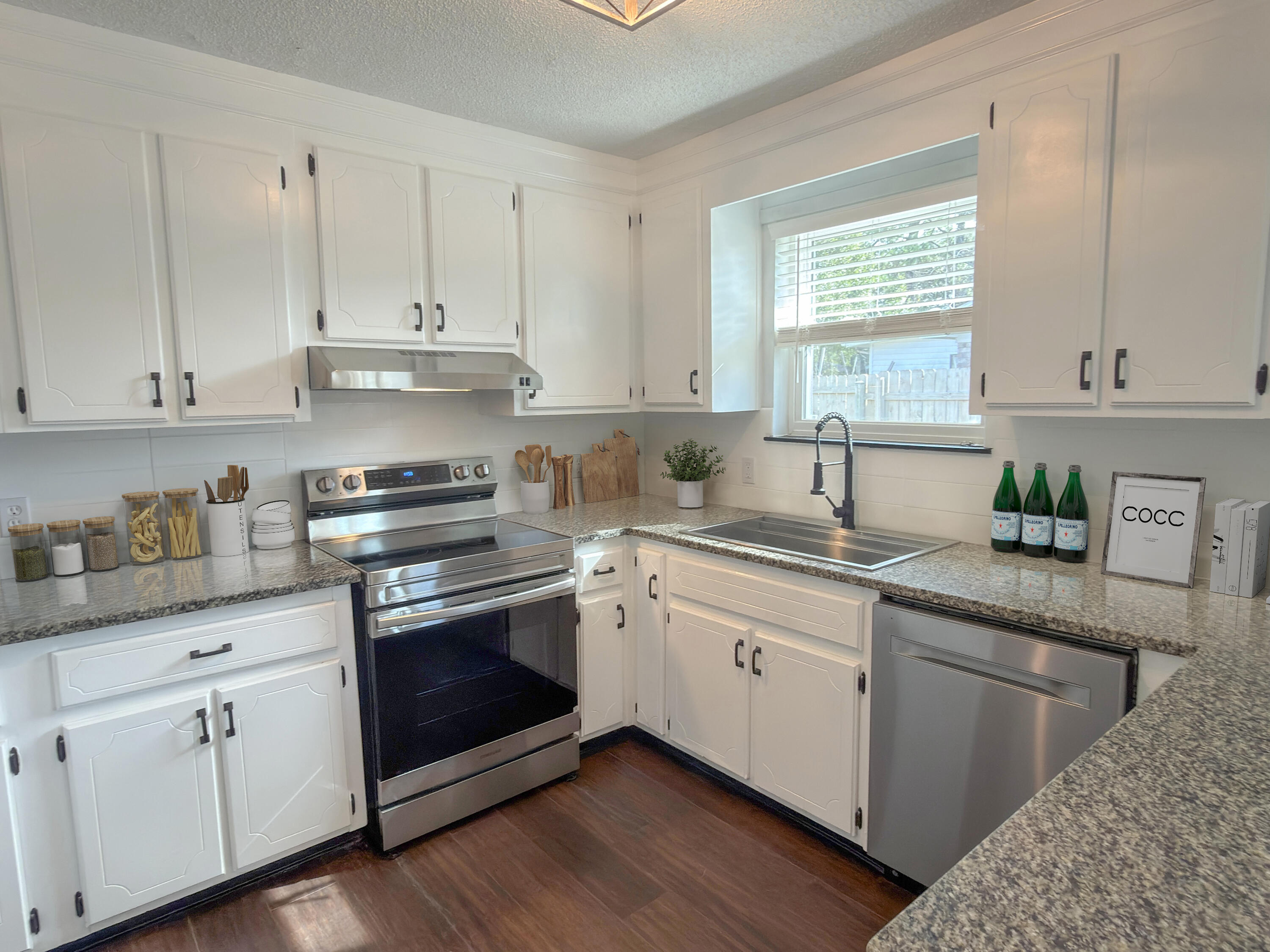 AMBERWOOD - Residential