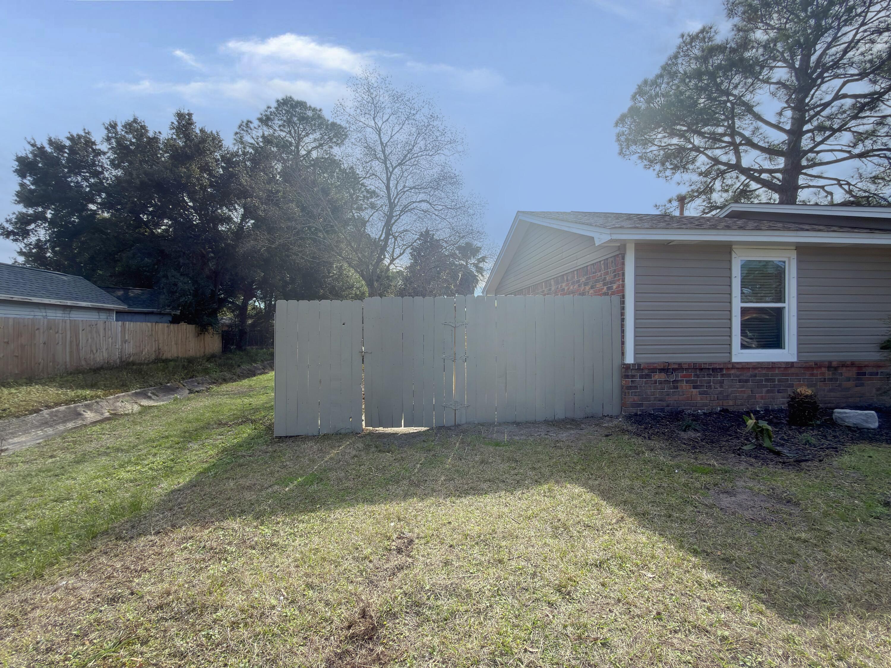 AMBERWOOD - Residential