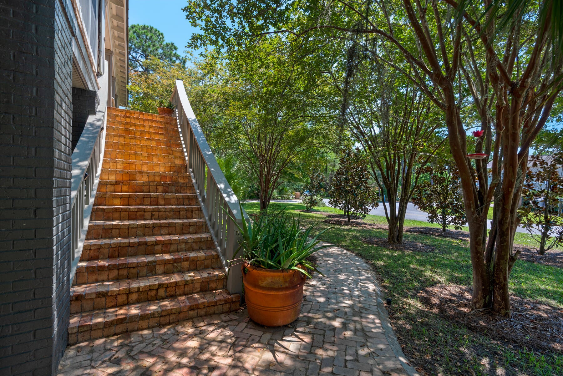 HATCHEE SHORES - Residential