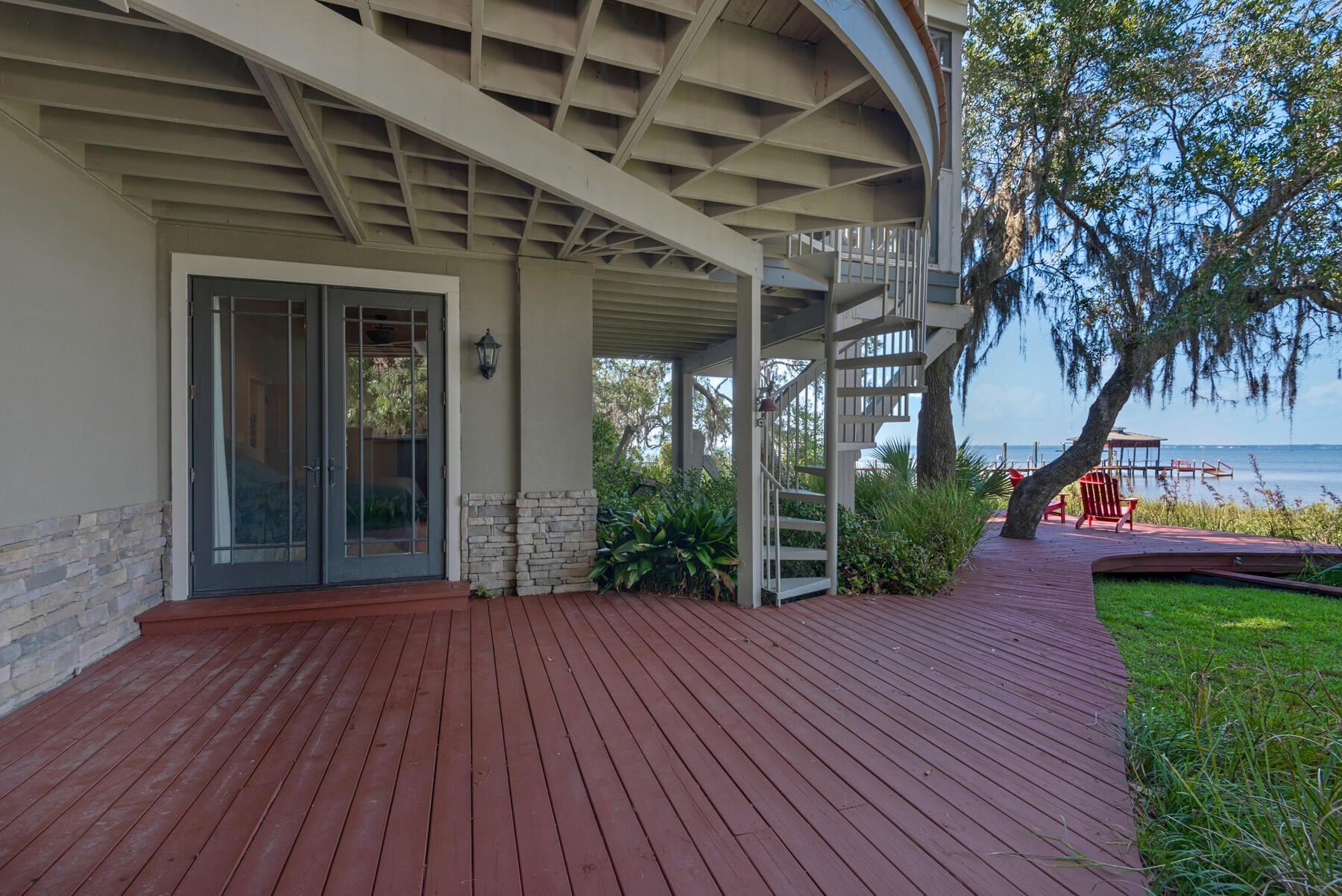HATCHEE SHORES - Residential