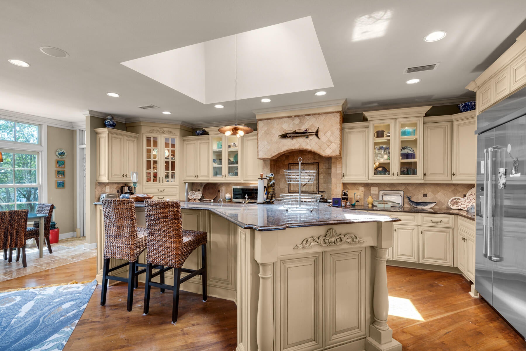 HATCHEE SHORES - Residential