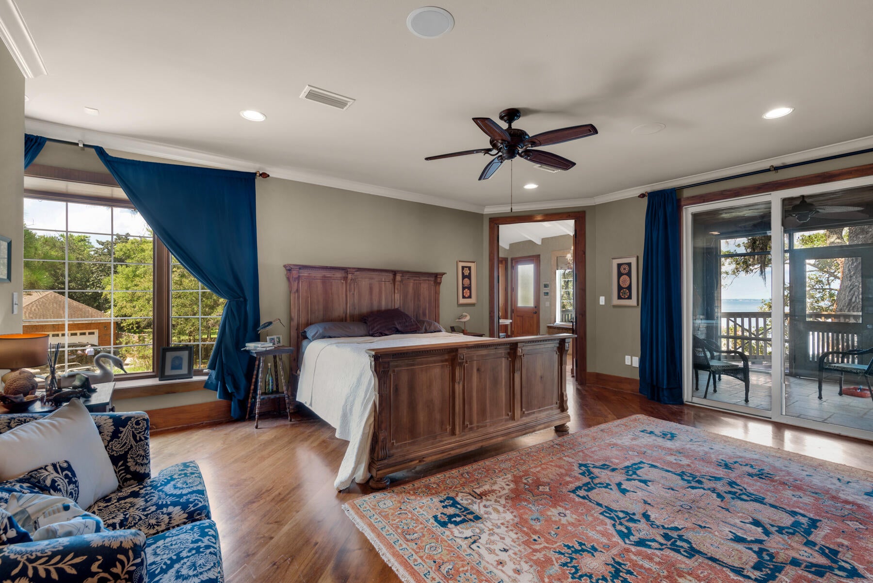 HATCHEE SHORES - Residential