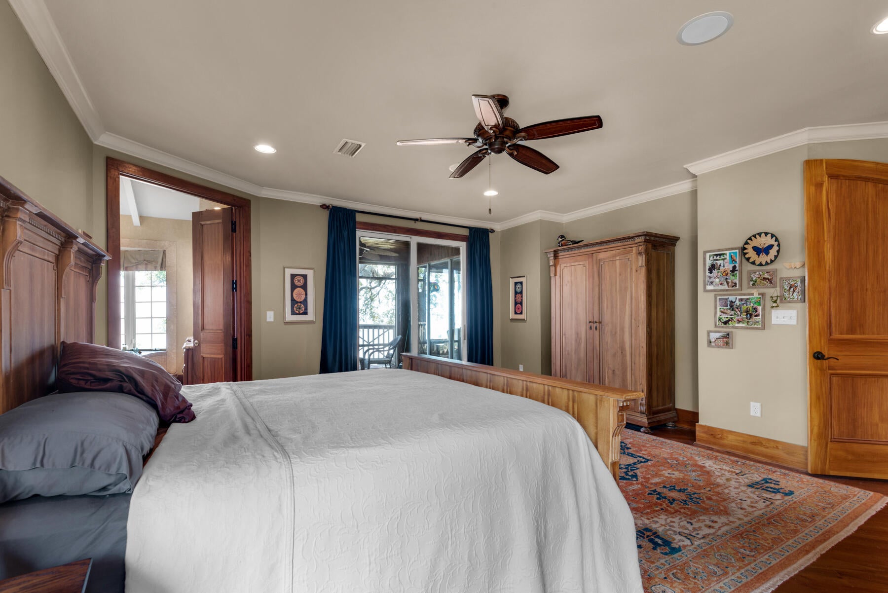 HATCHEE SHORES - Residential