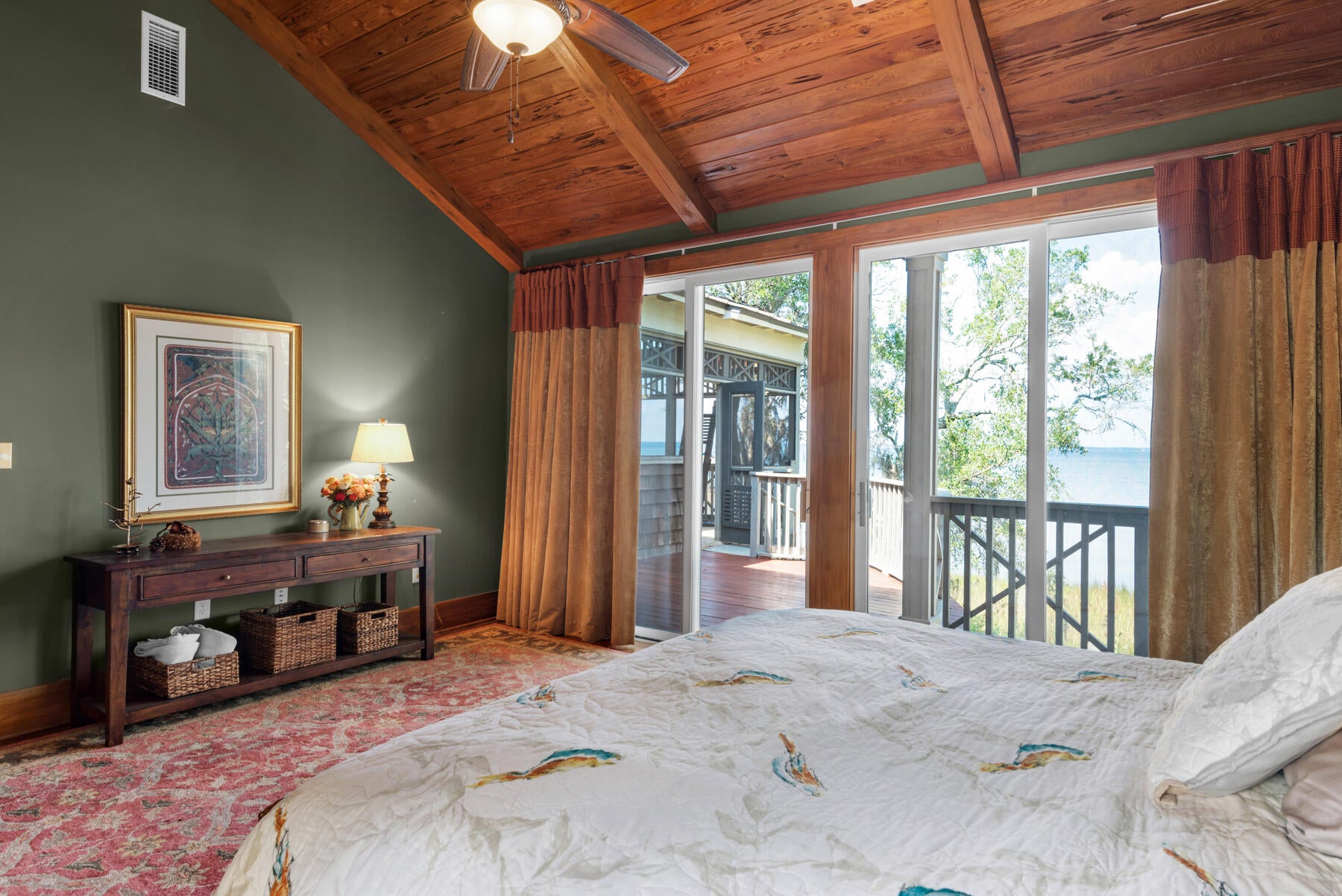 HATCHEE SHORES - Residential