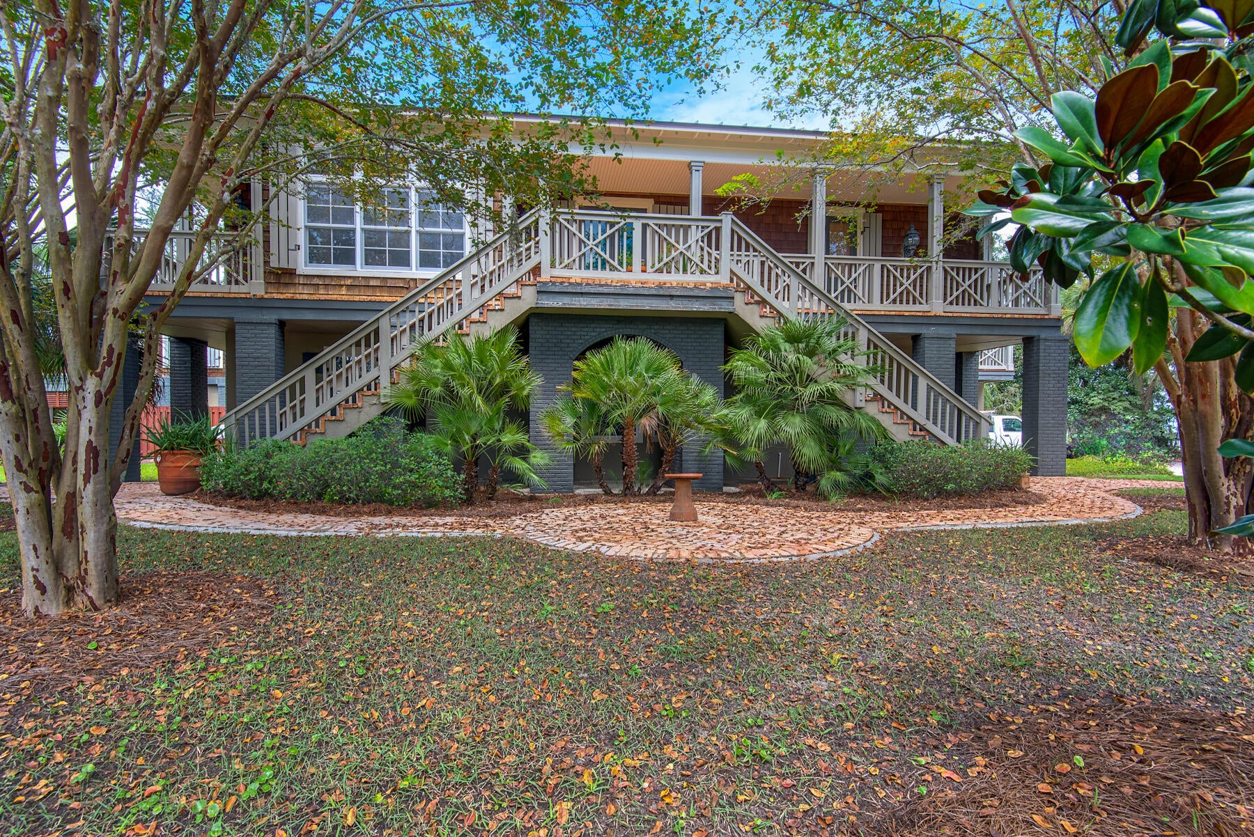 HATCHEE SHORES - Residential
