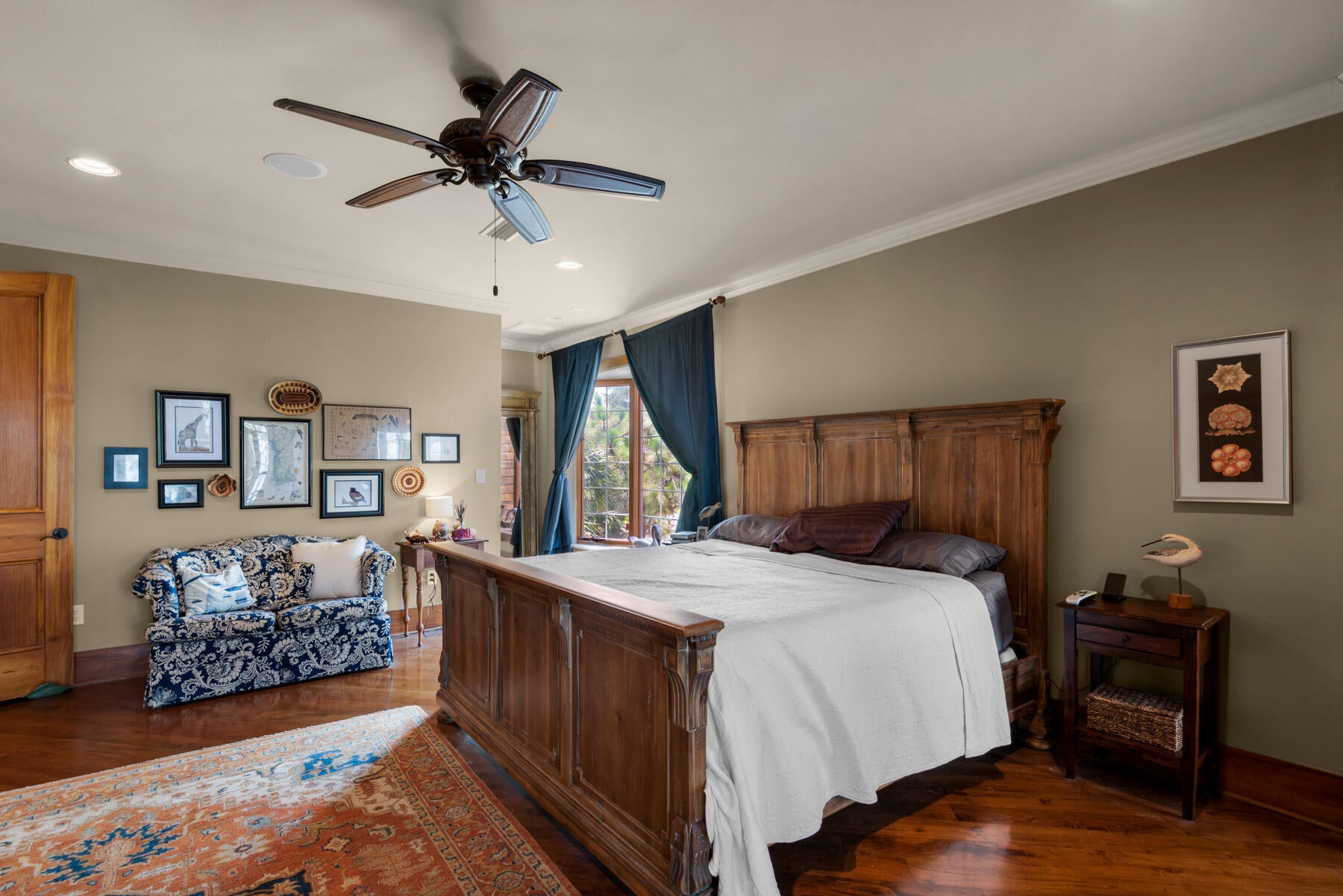 HATCHEE SHORES - Residential