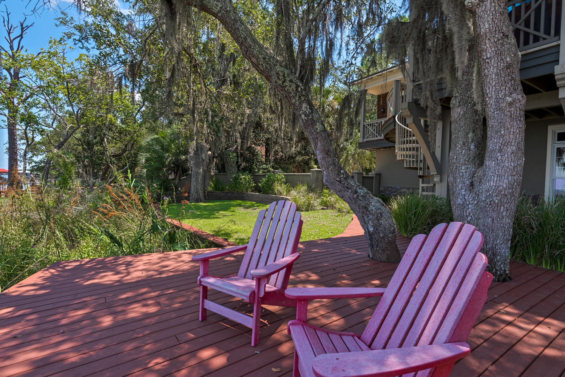 HATCHEE SHORES - Residential
