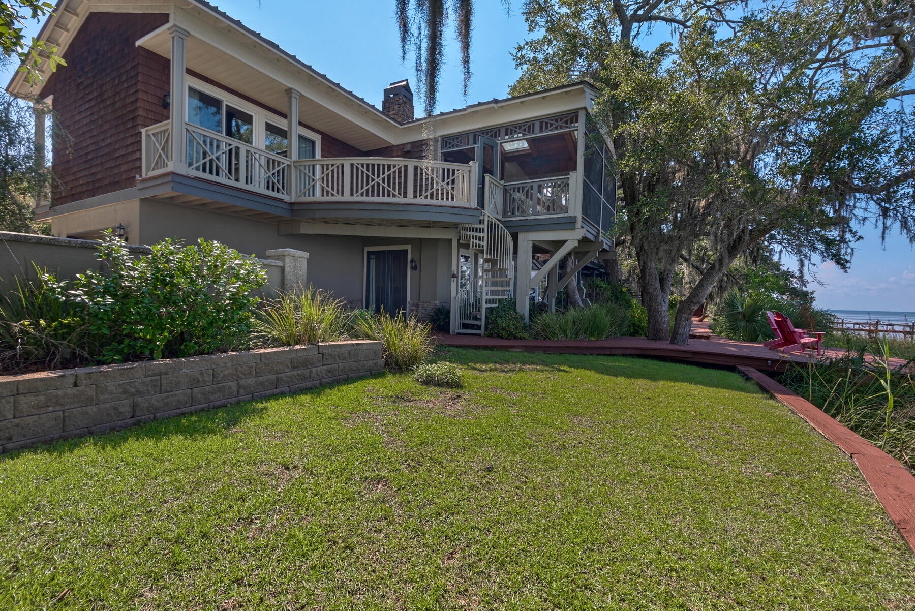 HATCHEE SHORES - Residential