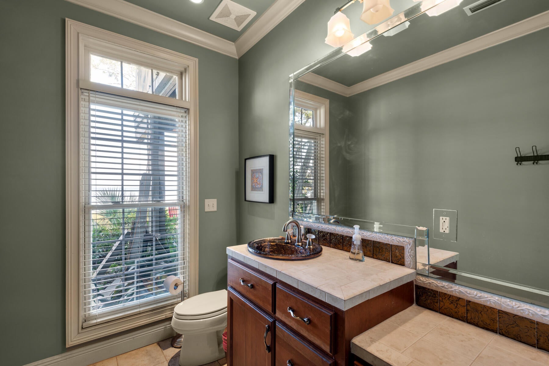 HATCHEE SHORES - Residential