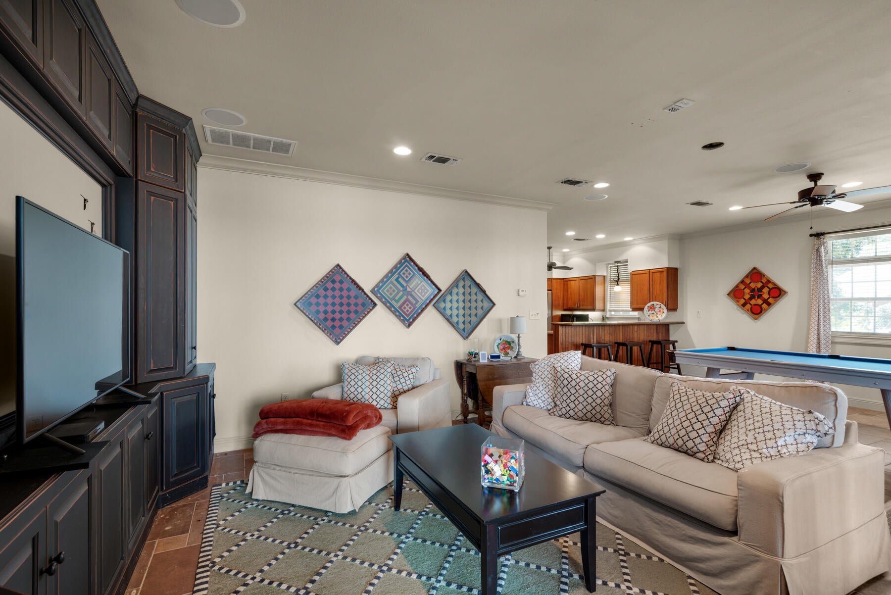 HATCHEE SHORES - Residential