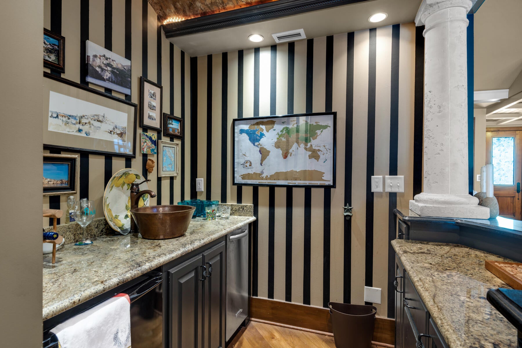 HATCHEE SHORES - Residential