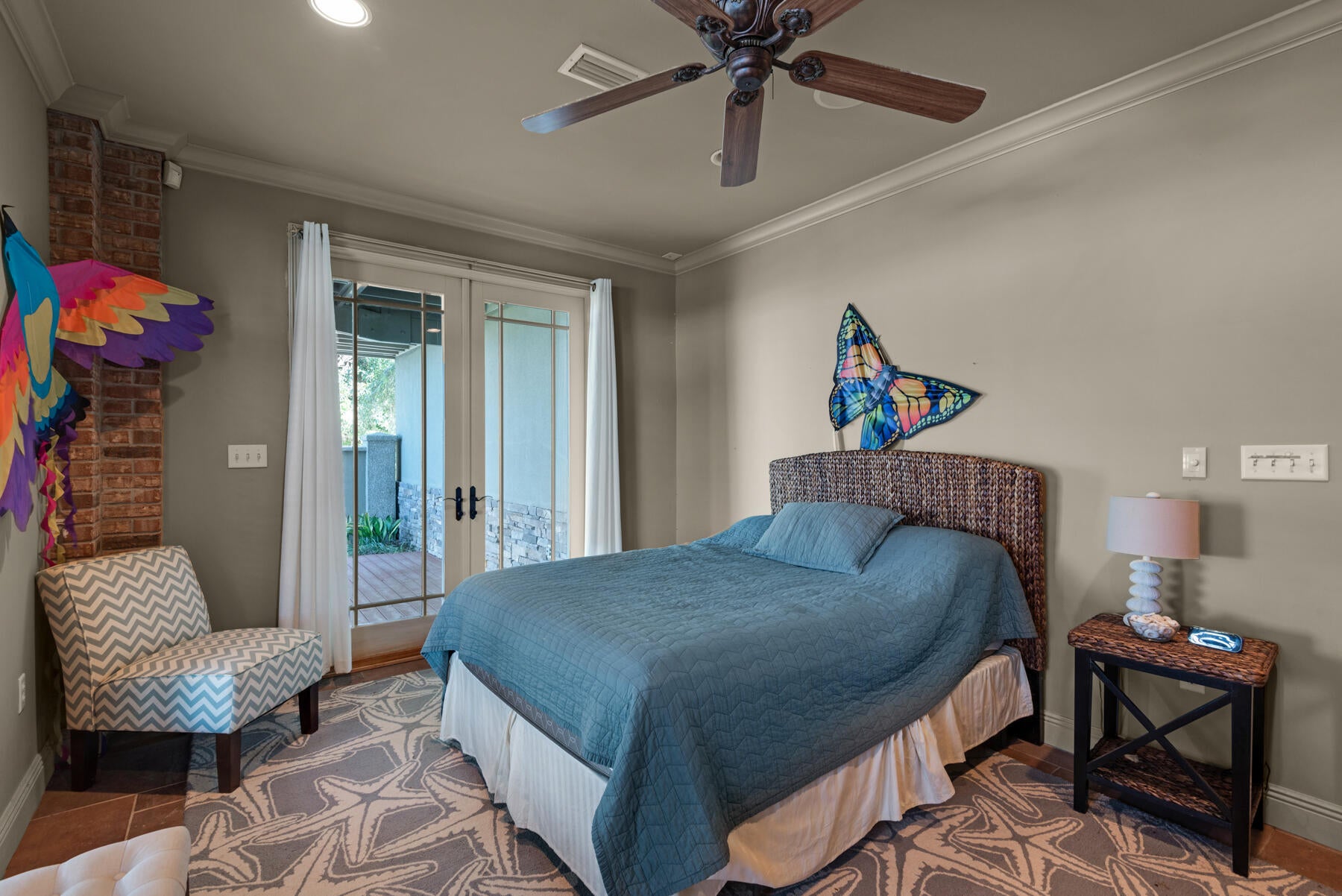 HATCHEE SHORES - Residential