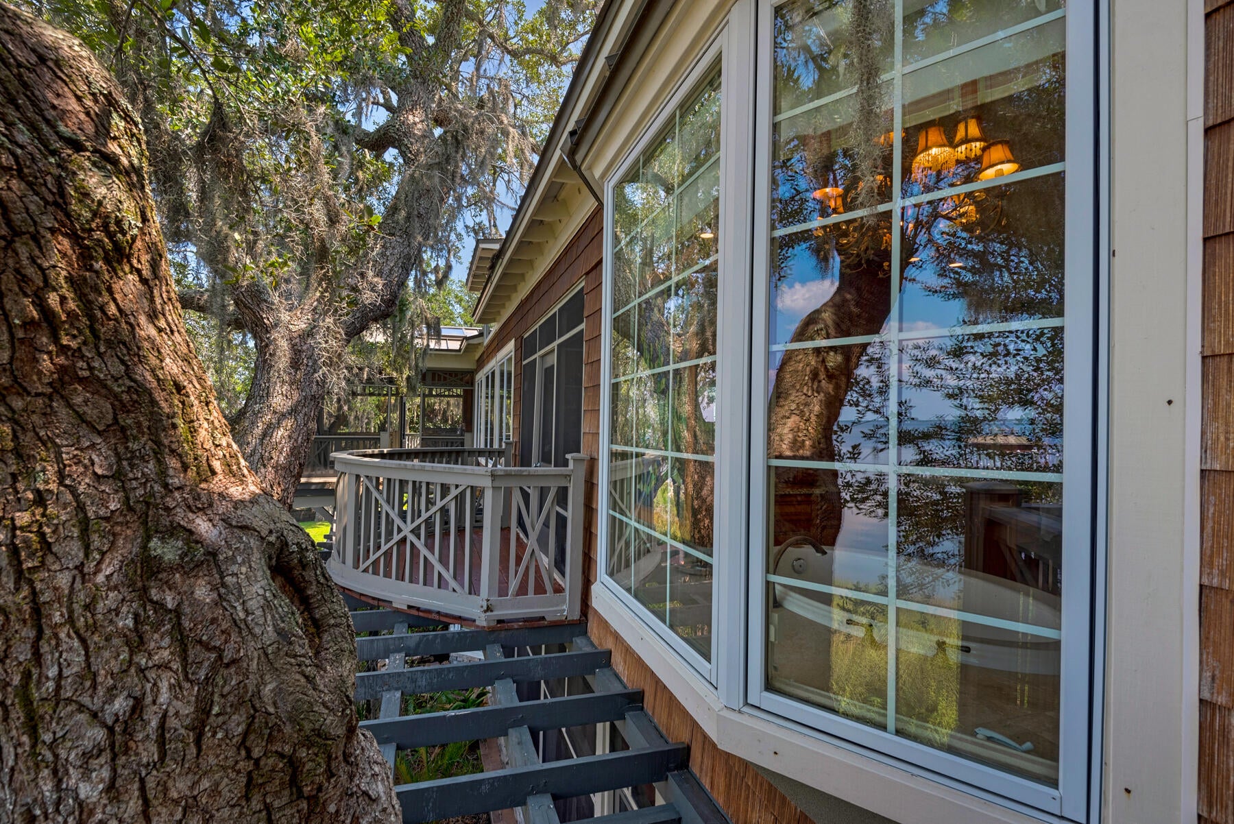 HATCHEE SHORES - Residential