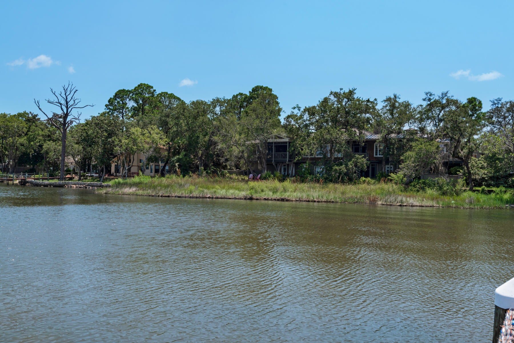HATCHEE SHORES - Residential