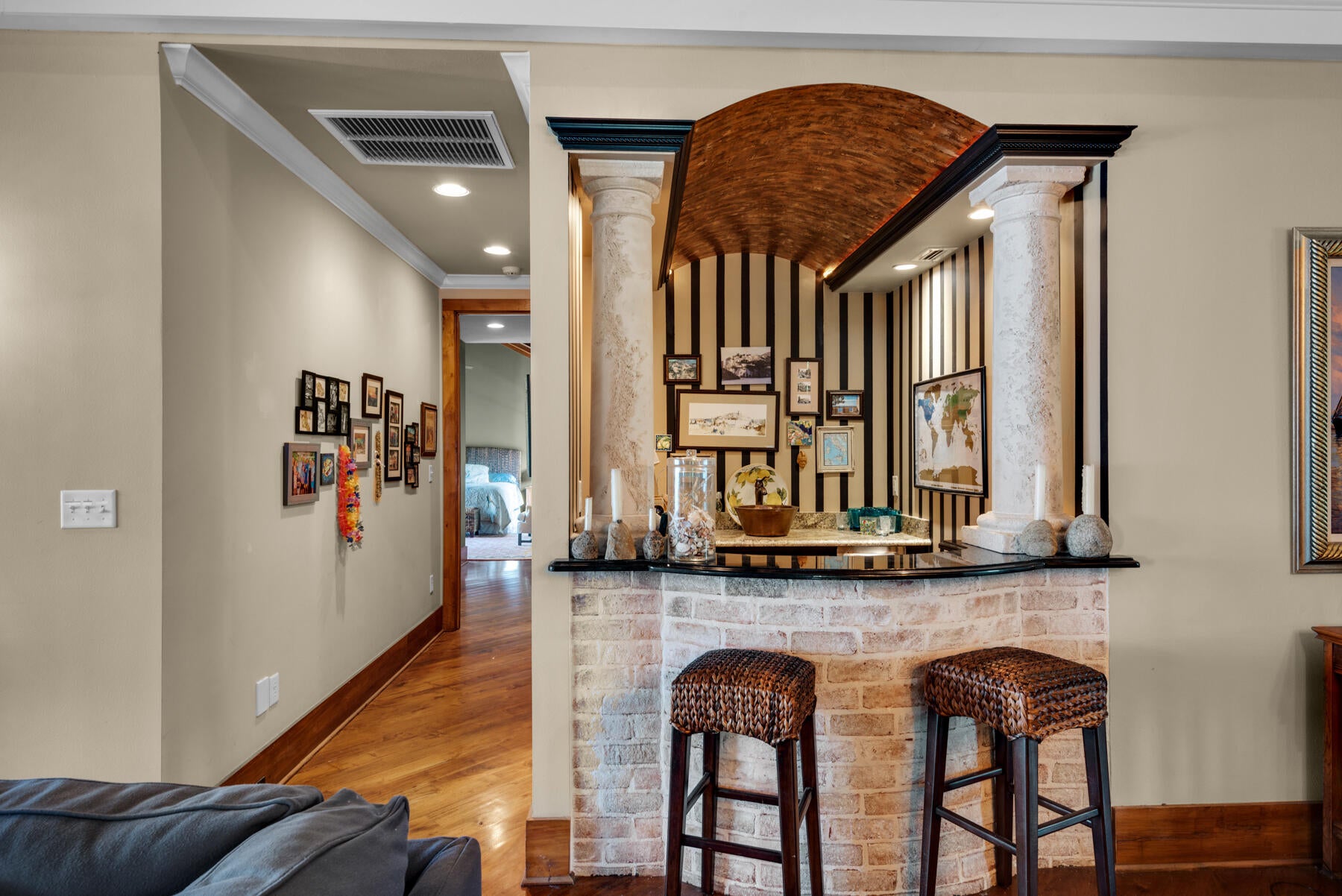 HATCHEE SHORES - Residential