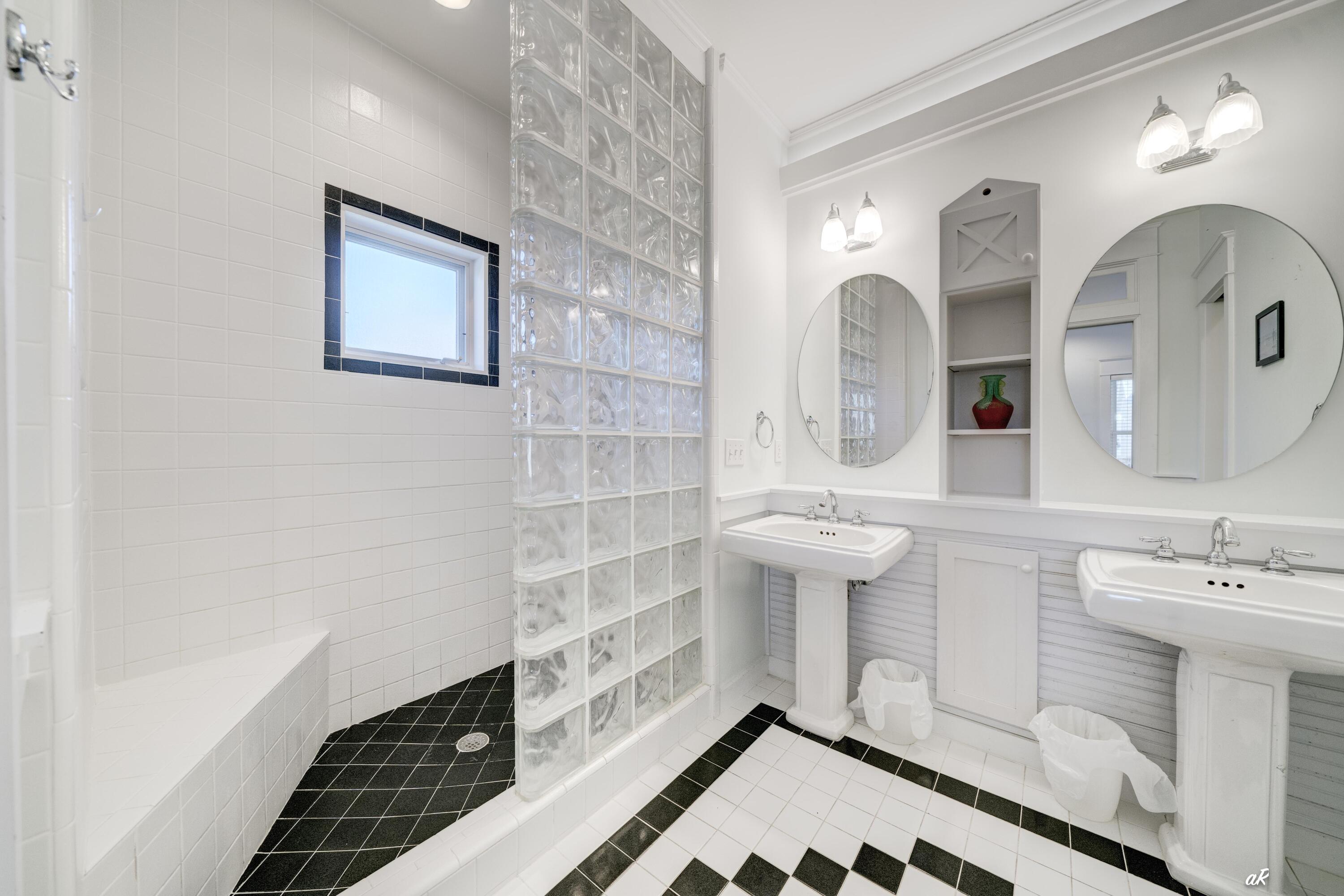 CARILLON BEACH - Residential