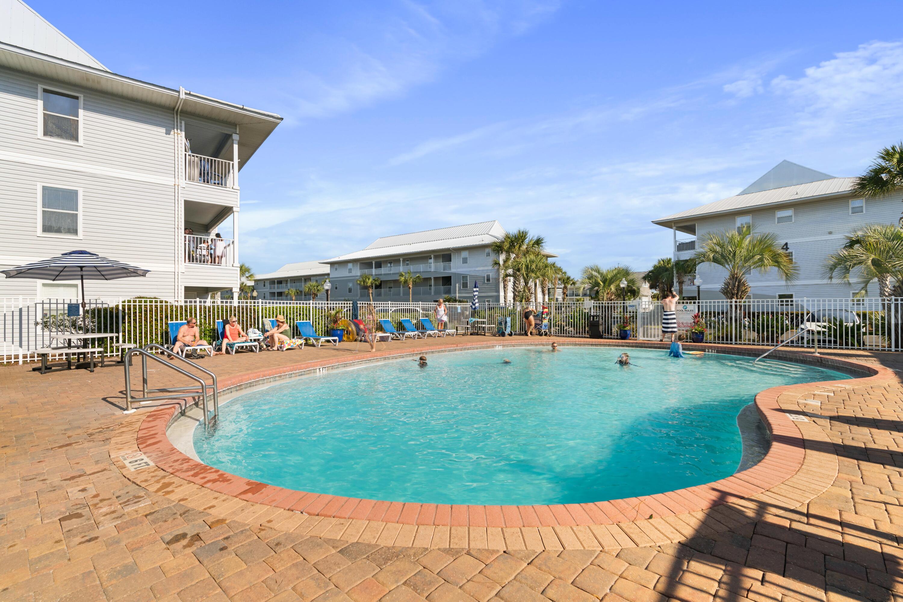 BEACHSIDE VILLAS CONDO - Residential