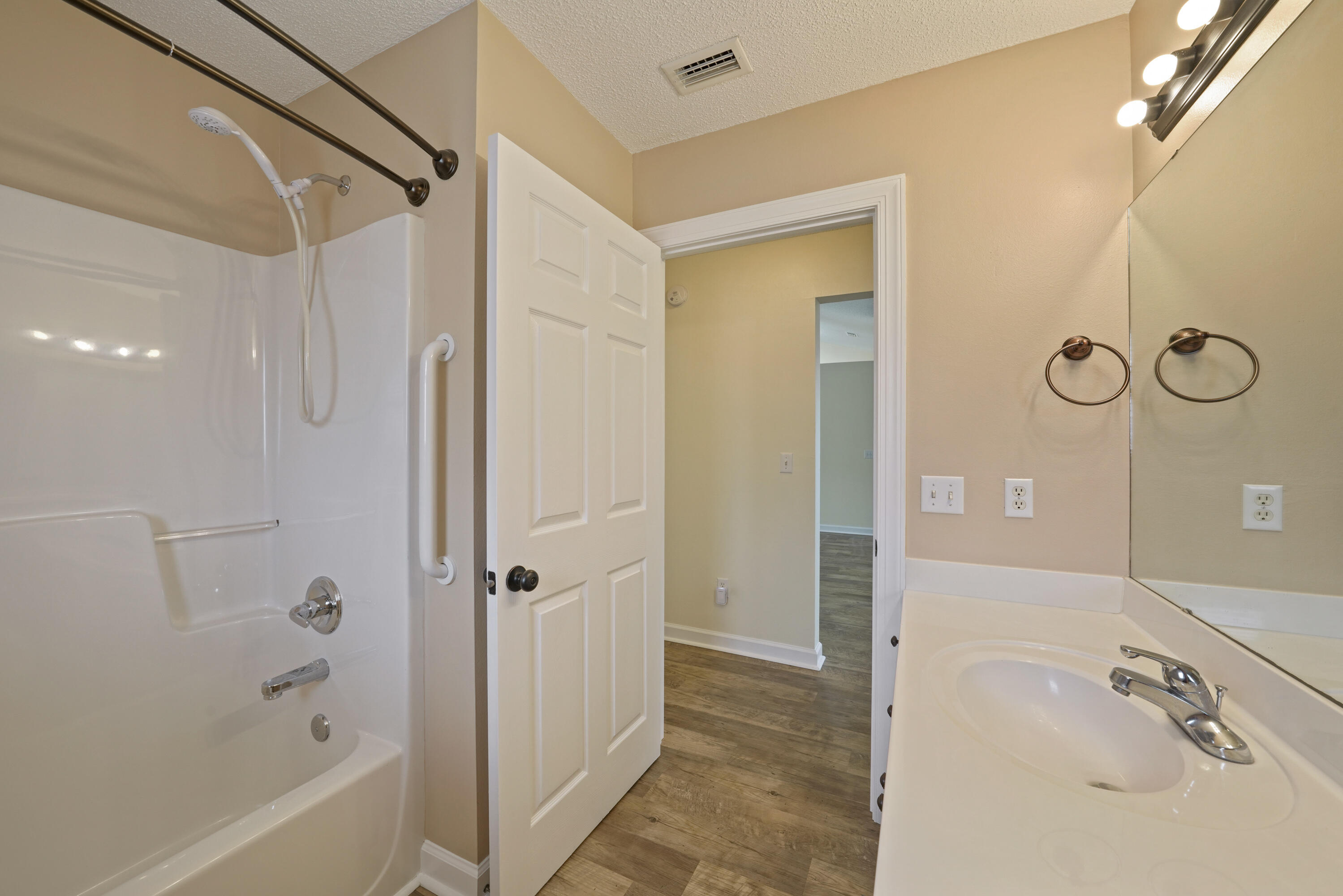 INDIAN LAKE PH 3 - Residential