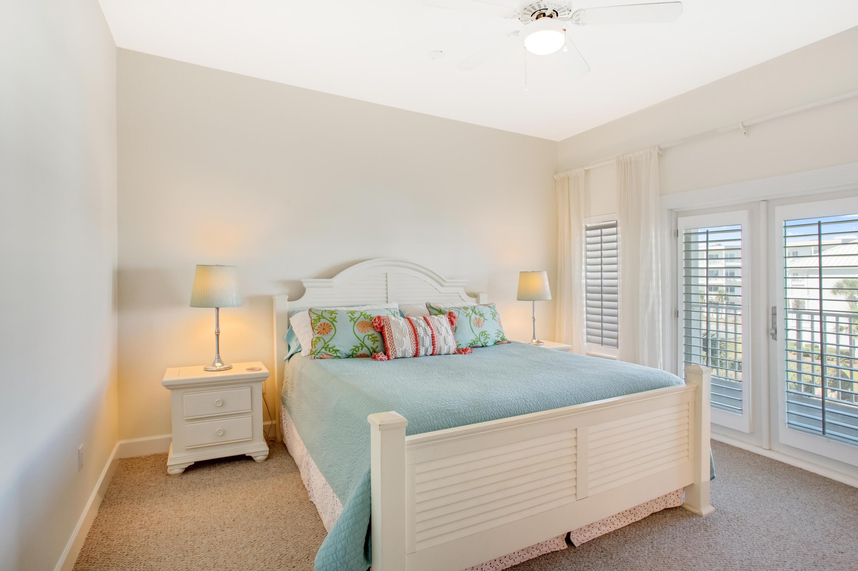 PAVILION PALMS - Residential