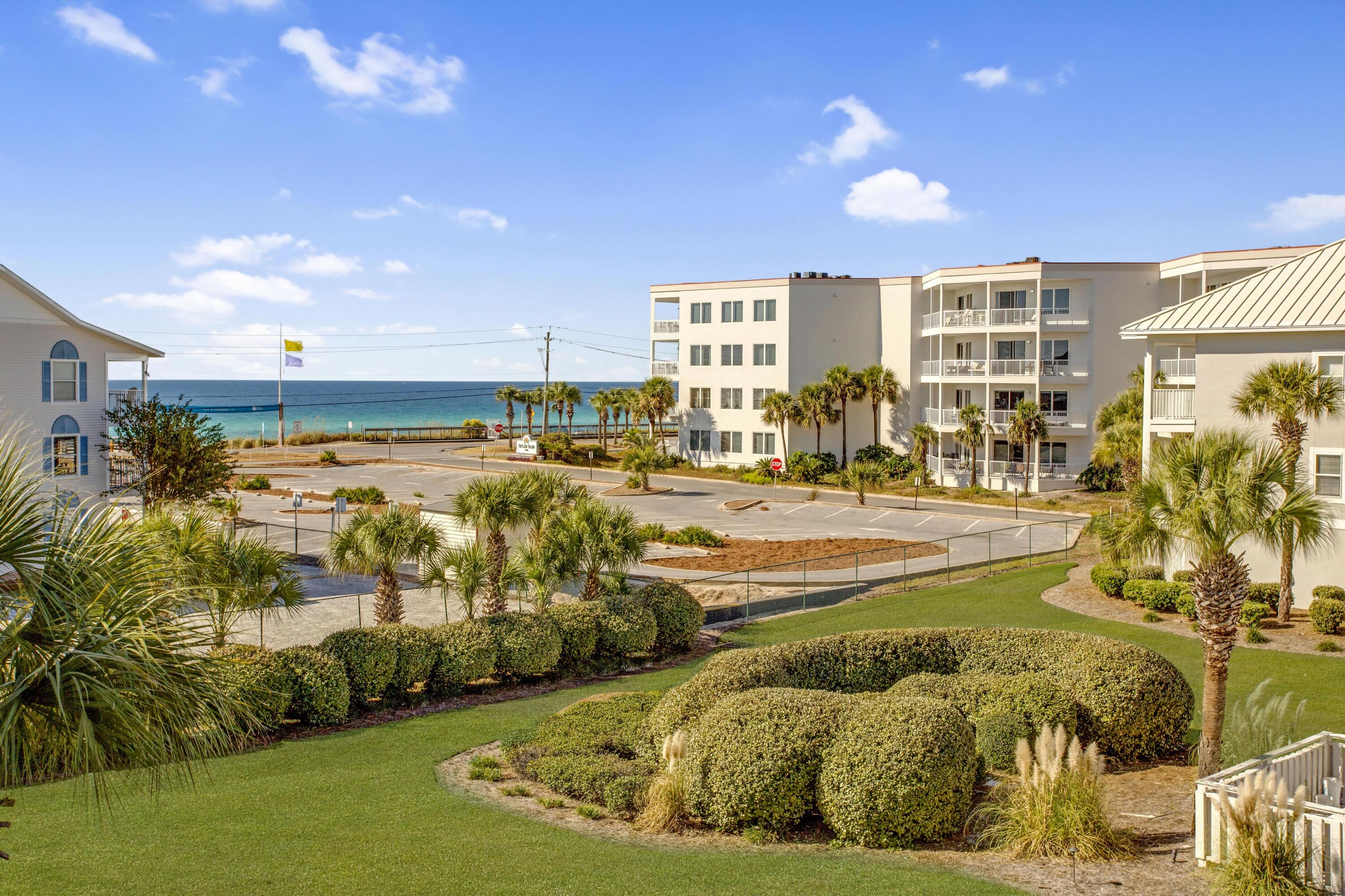 PAVILION PALMS - Residential