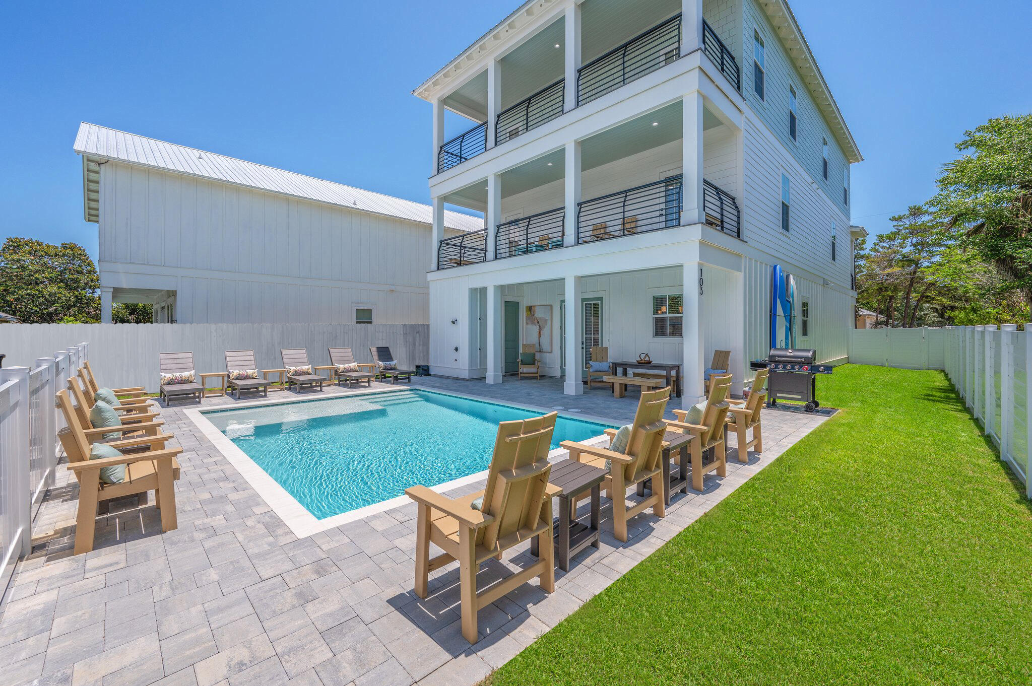 CRYSTAL BEACH - Residential