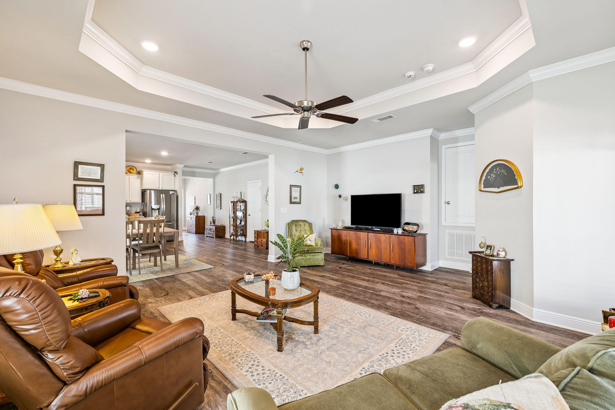 STONEGATE - Residential