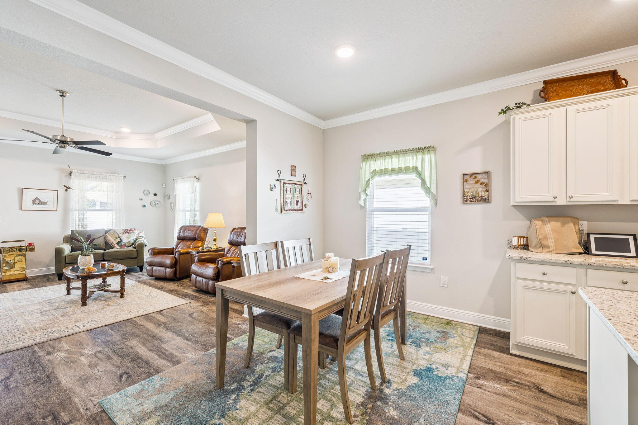 STONEGATE - Residential