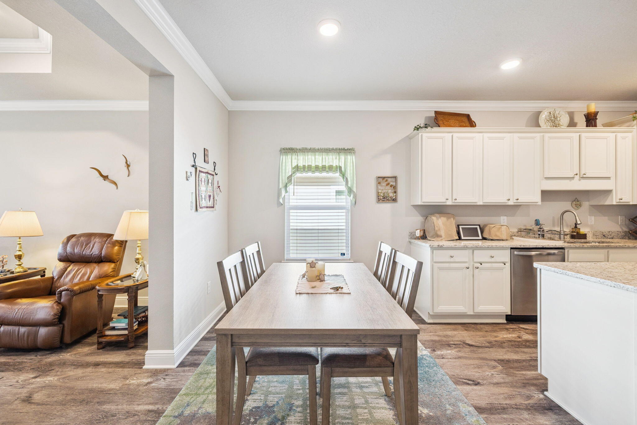 STONEGATE - Residential