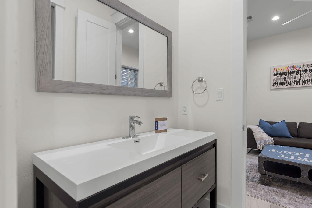 DESTINY BY THE SEA - Residential