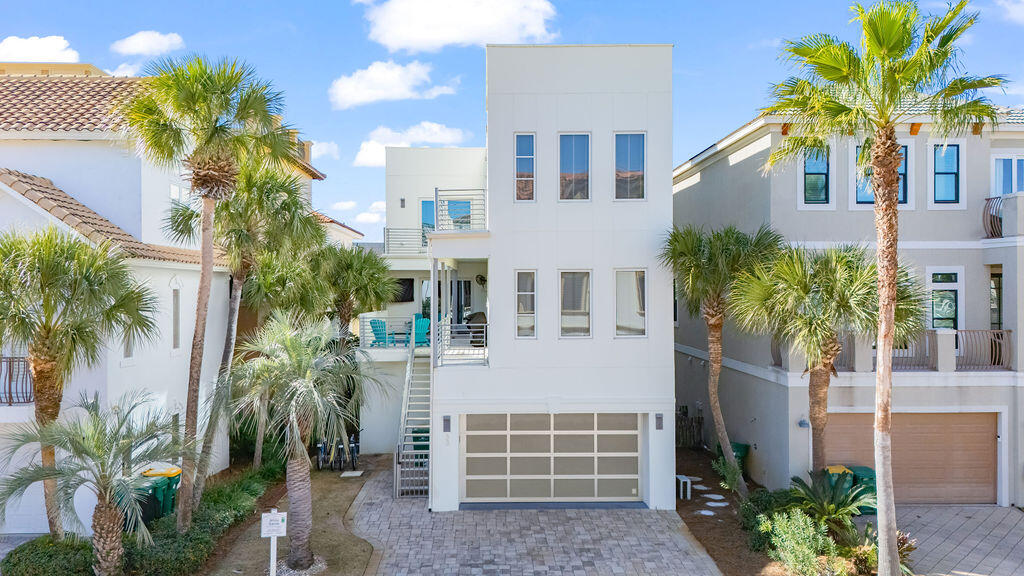 DESTINY BY THE SEA - Residential