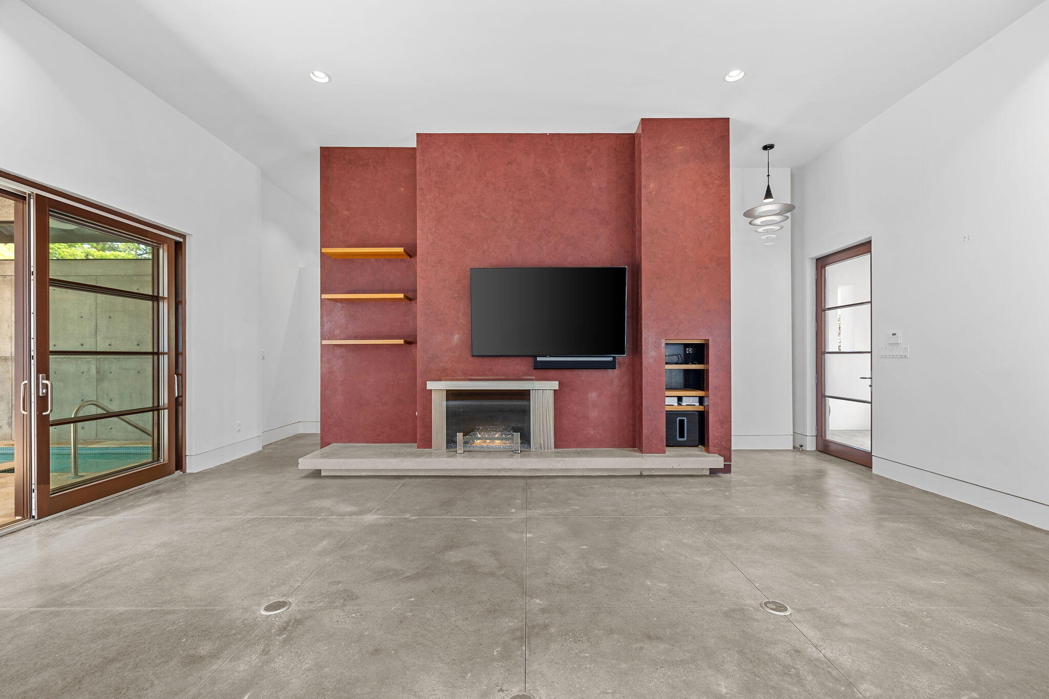PINES OF BLUE MOUNTAIN - Residential