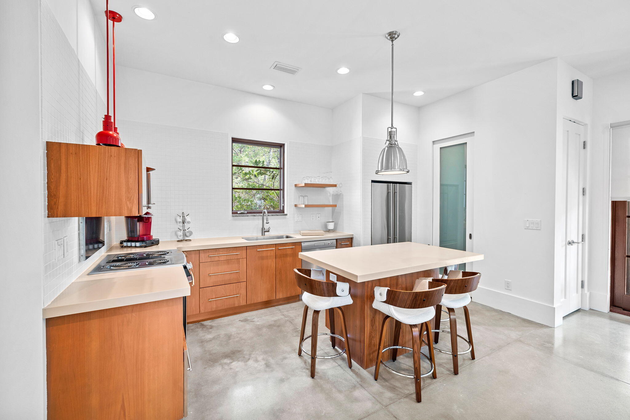 PINES OF BLUE MOUNTAIN - Residential
