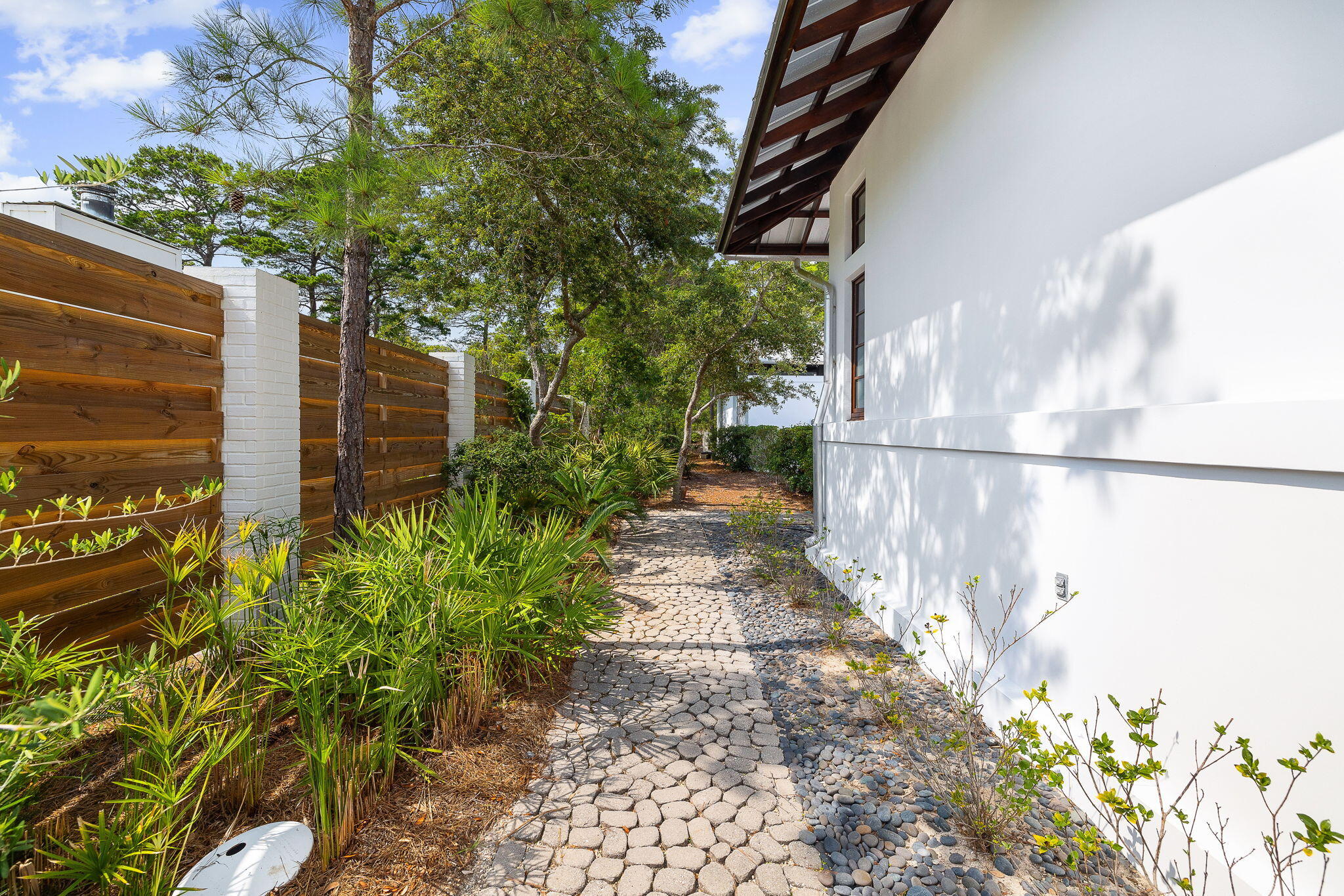 PINES OF BLUE MOUNTAIN - Residential
