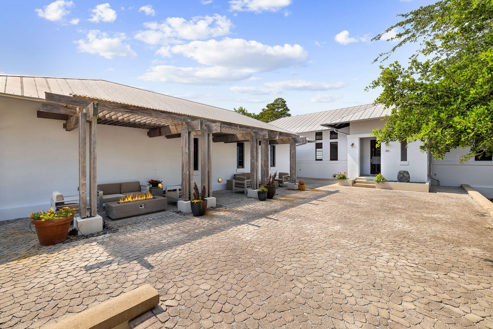 PINES OF BLUE MOUNTAIN - Residential