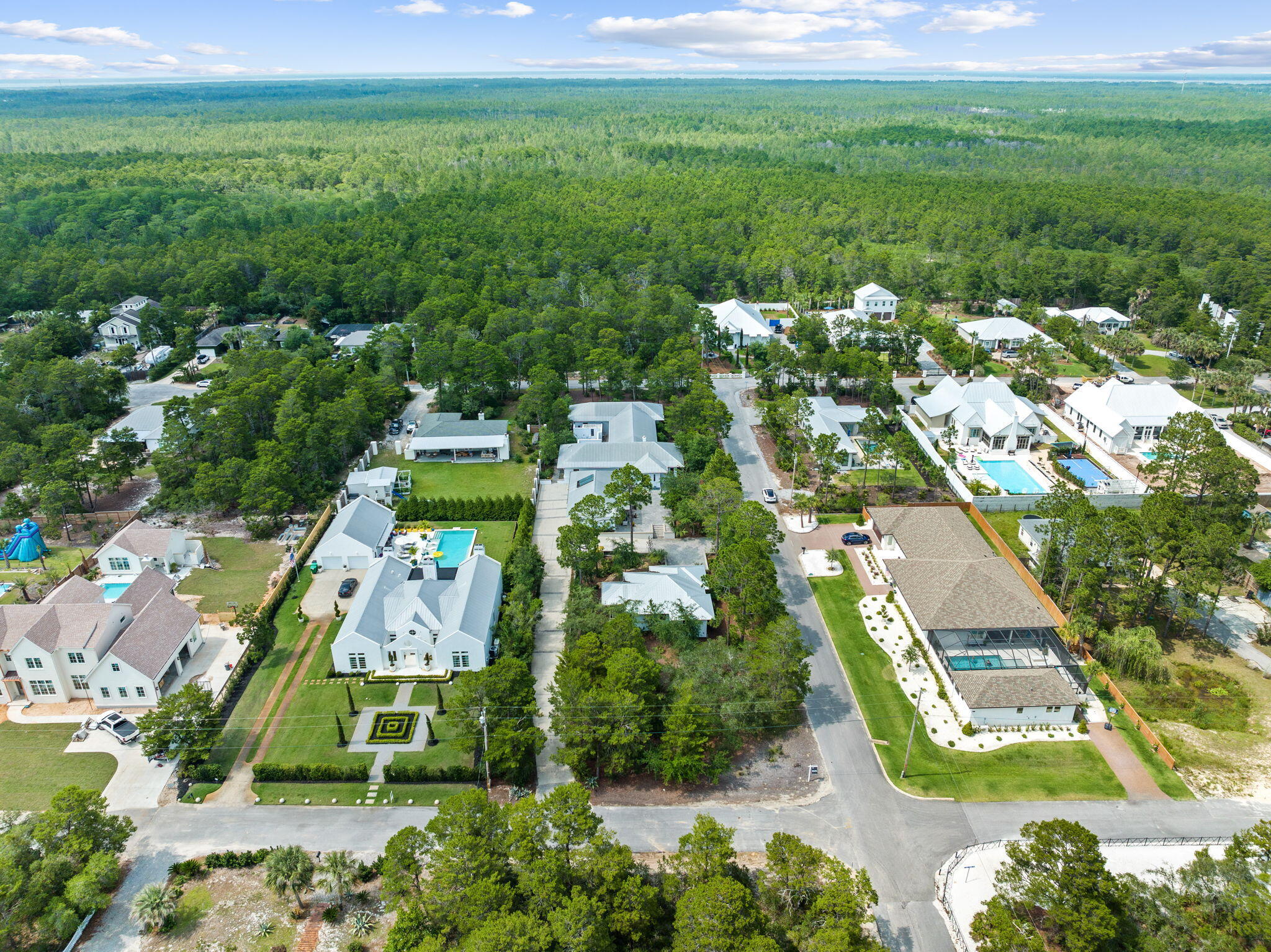 PINES OF BLUE MOUNTAIN - Residential